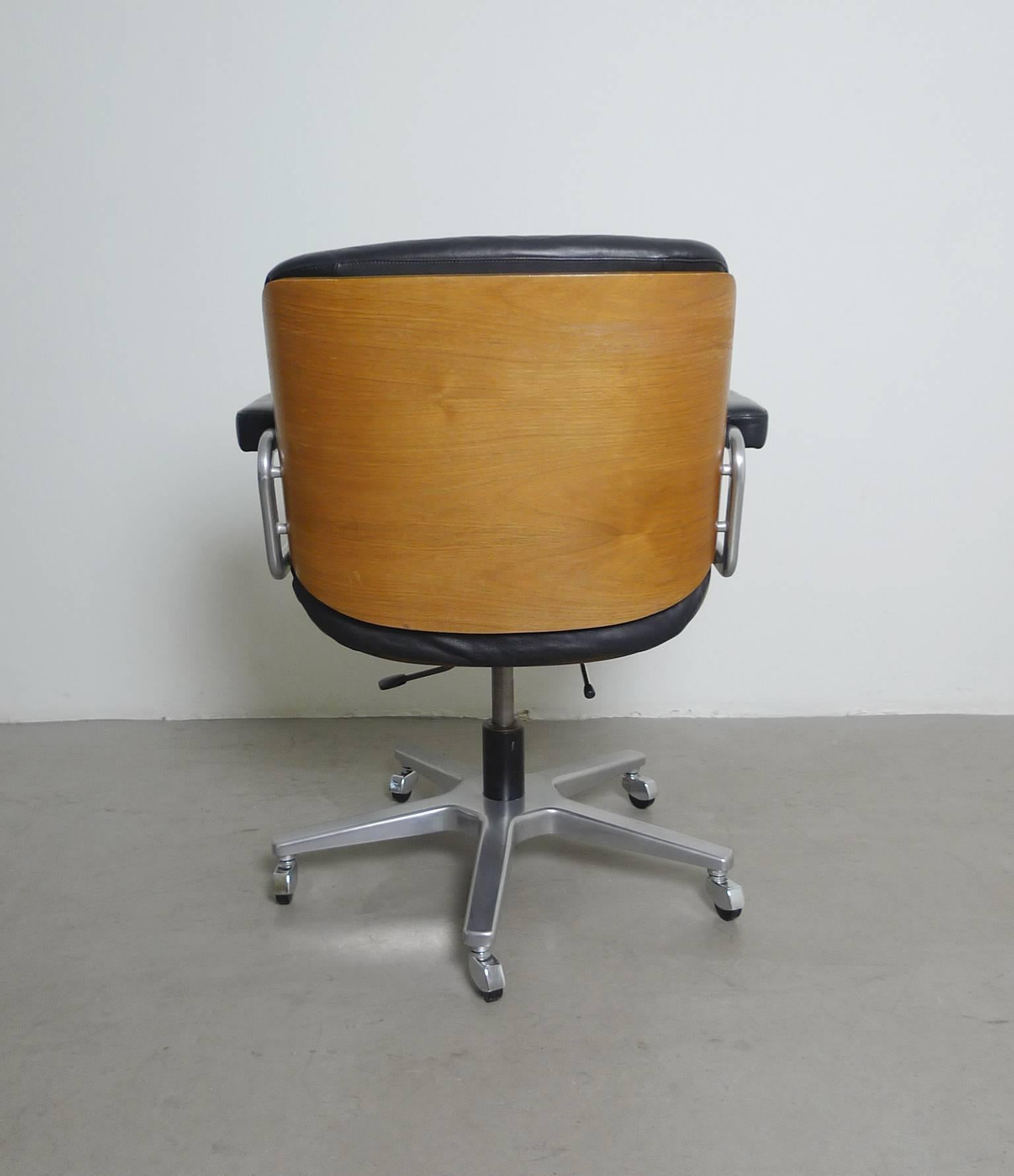Laminated Stoll Giroflex Office Swivel Chair, Switzerland, 1970s