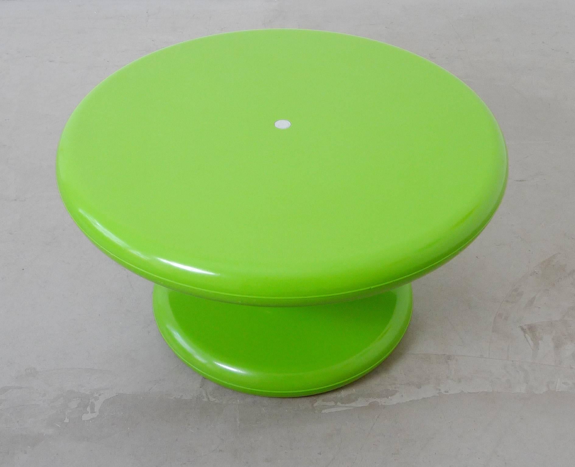 Prototype of a Green Pop Art Table by Peter Ghyczy, Germany, 1970s In Excellent Condition In Berlin, DE