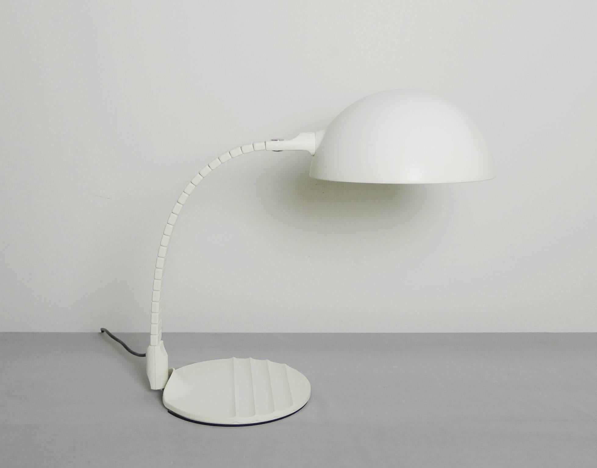 White table lamp 
