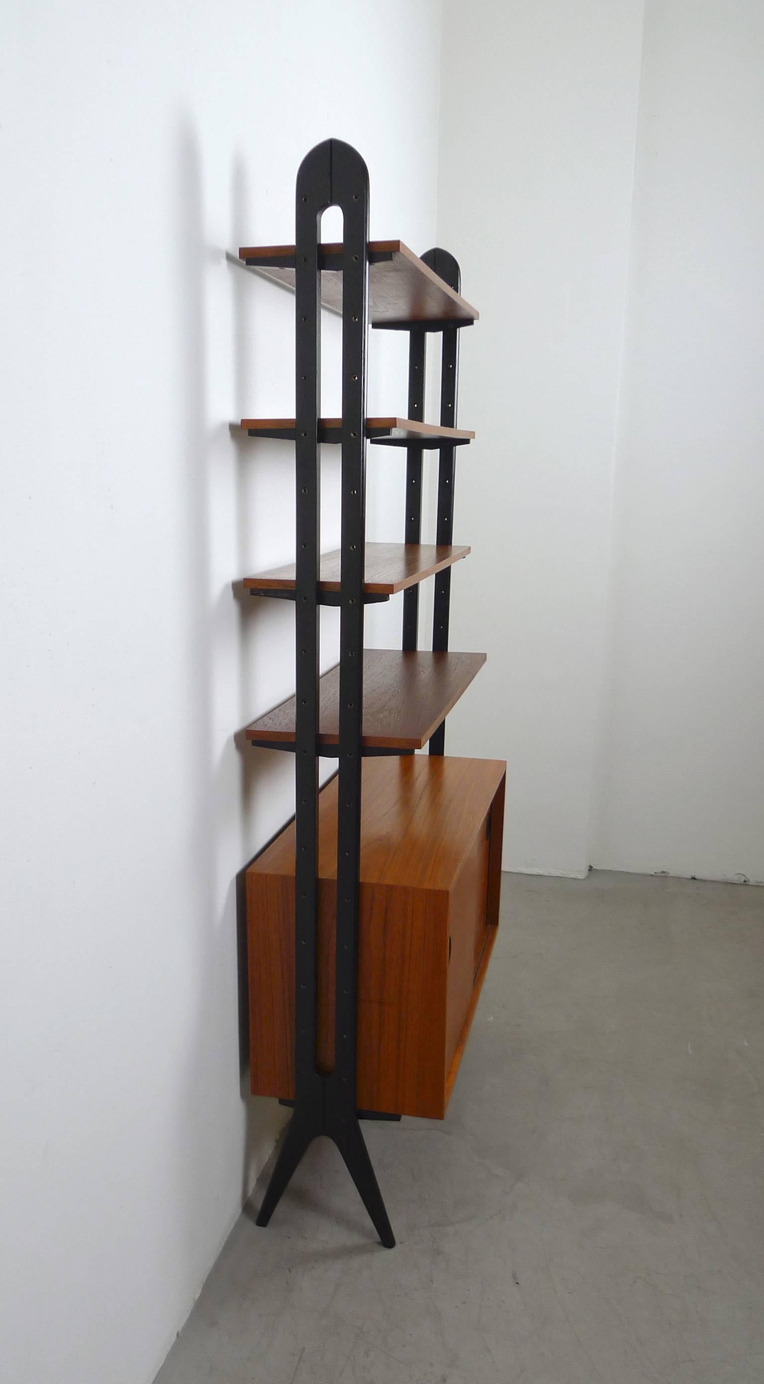 1950s Teak Shelf with Box and Boards from Denmark In Excellent Condition In Berlin, DE