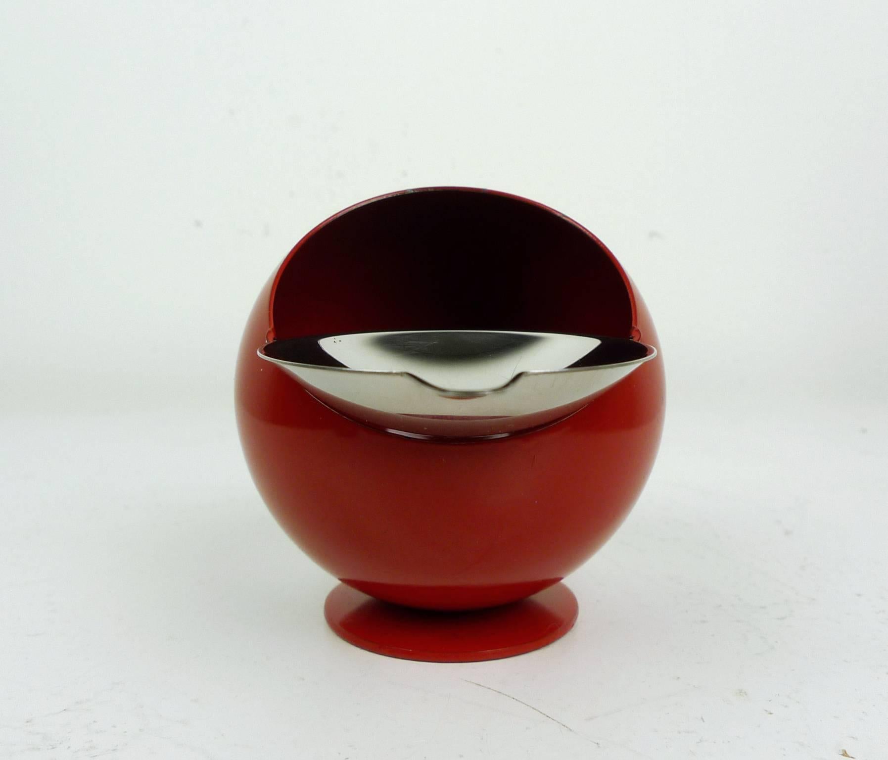 Lacquered Small Red Smokny Spherical Ashtray from F.W. Quist, Germany, 1970s