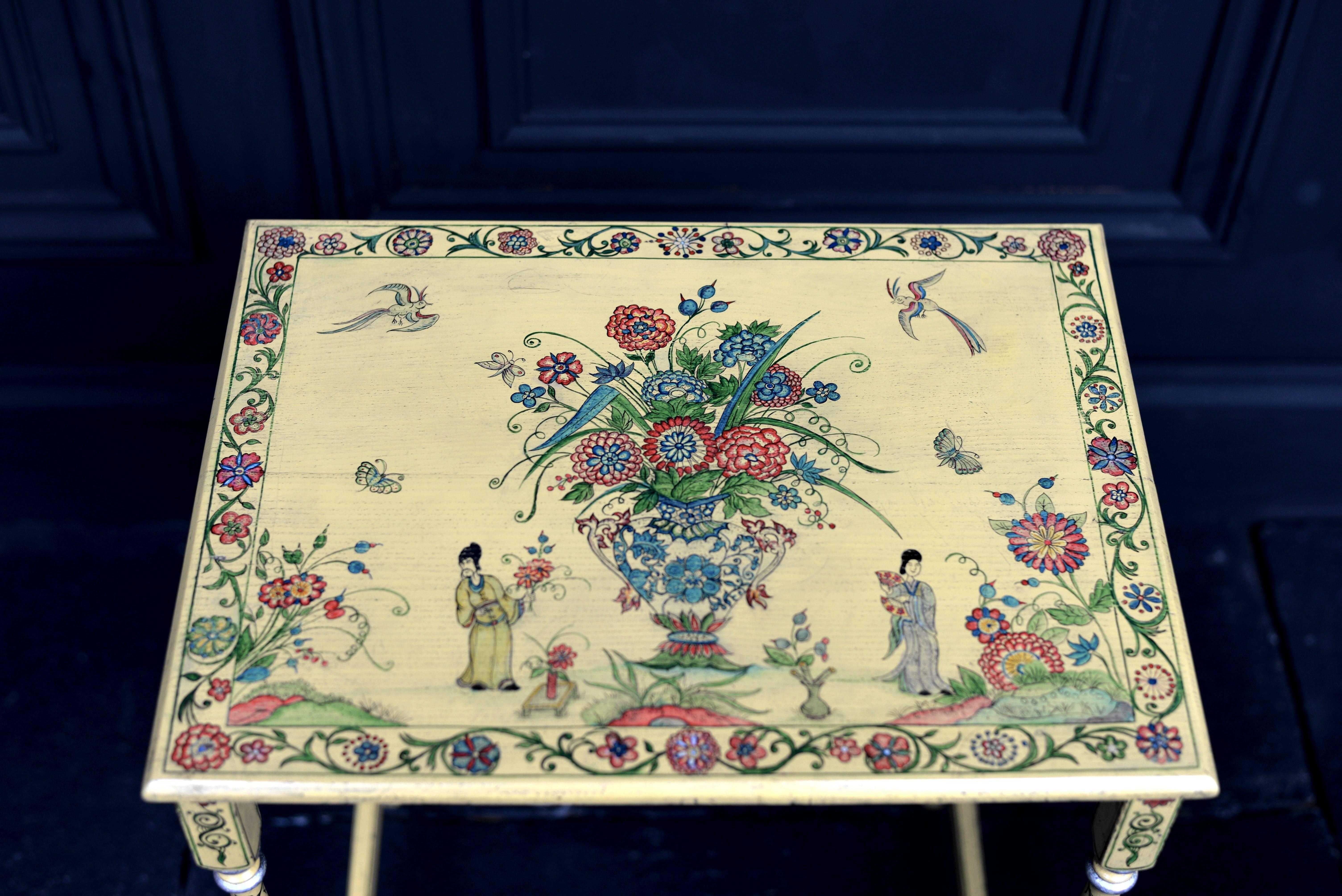 19th Century Japanned Lacquer Nest Tables, circa 1890 For Sale 2