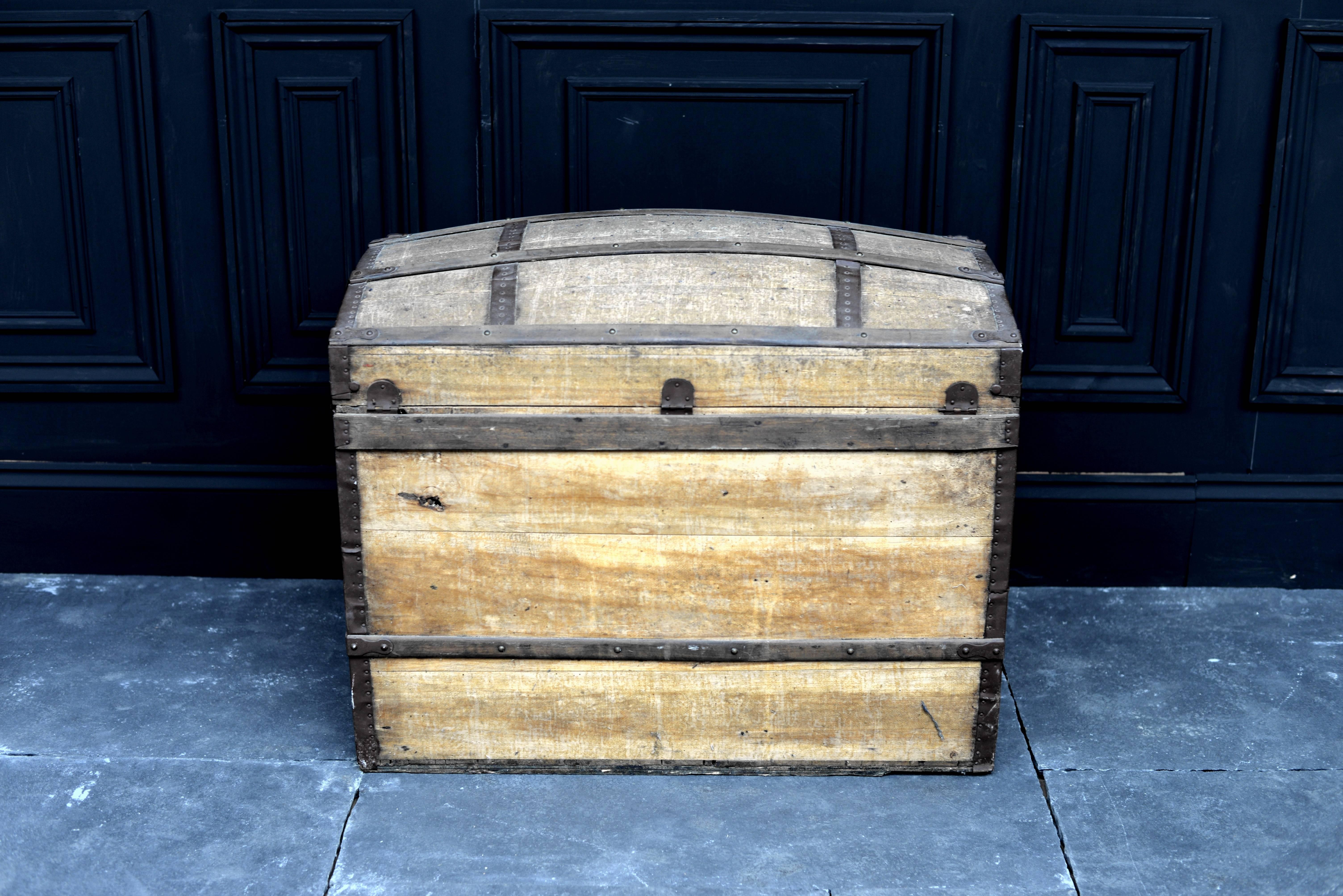 20th Century 1960s Travelling Chest or Trunk For Sale