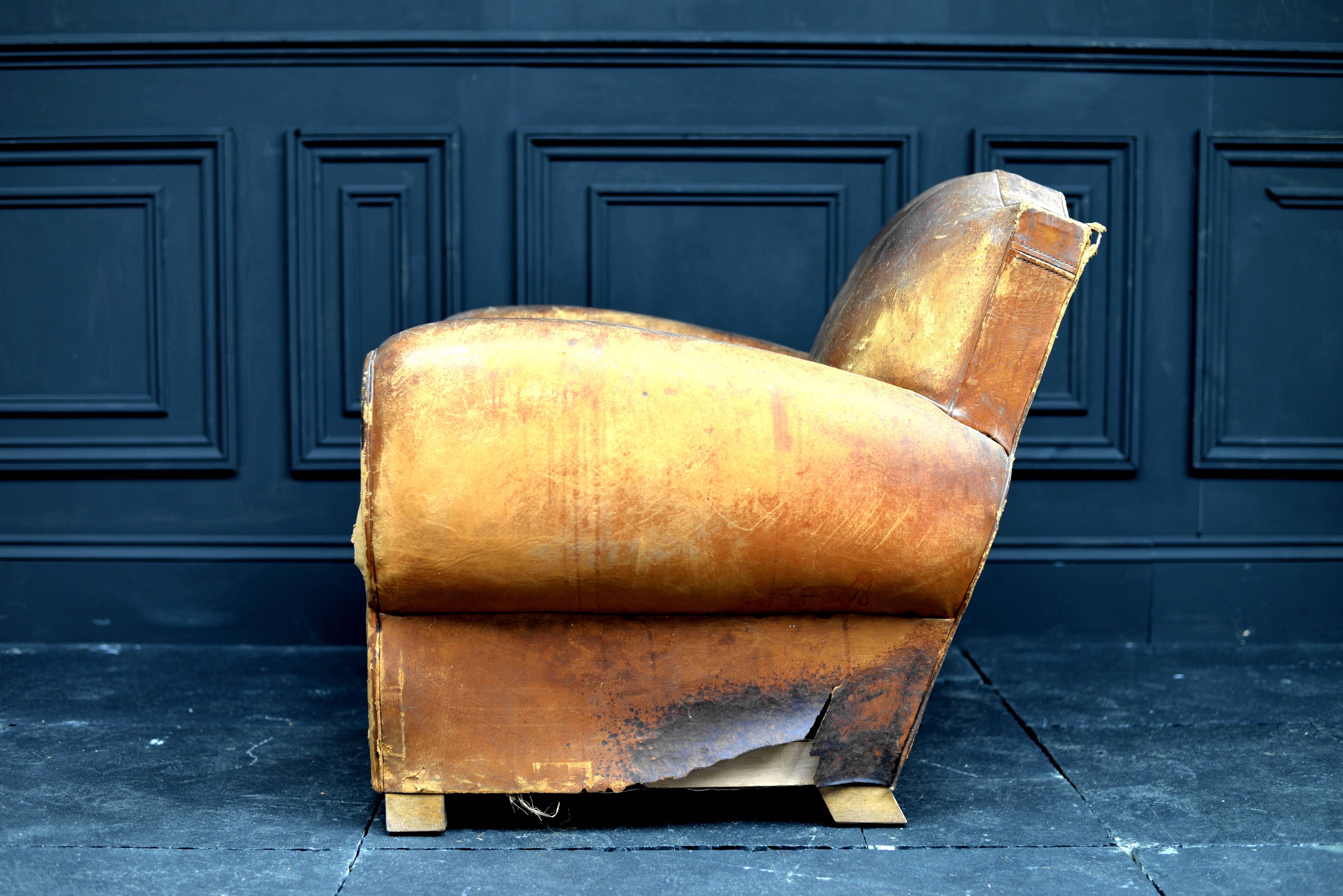 Early 20th Century 1920s French Leather Moustache Chair For Sale