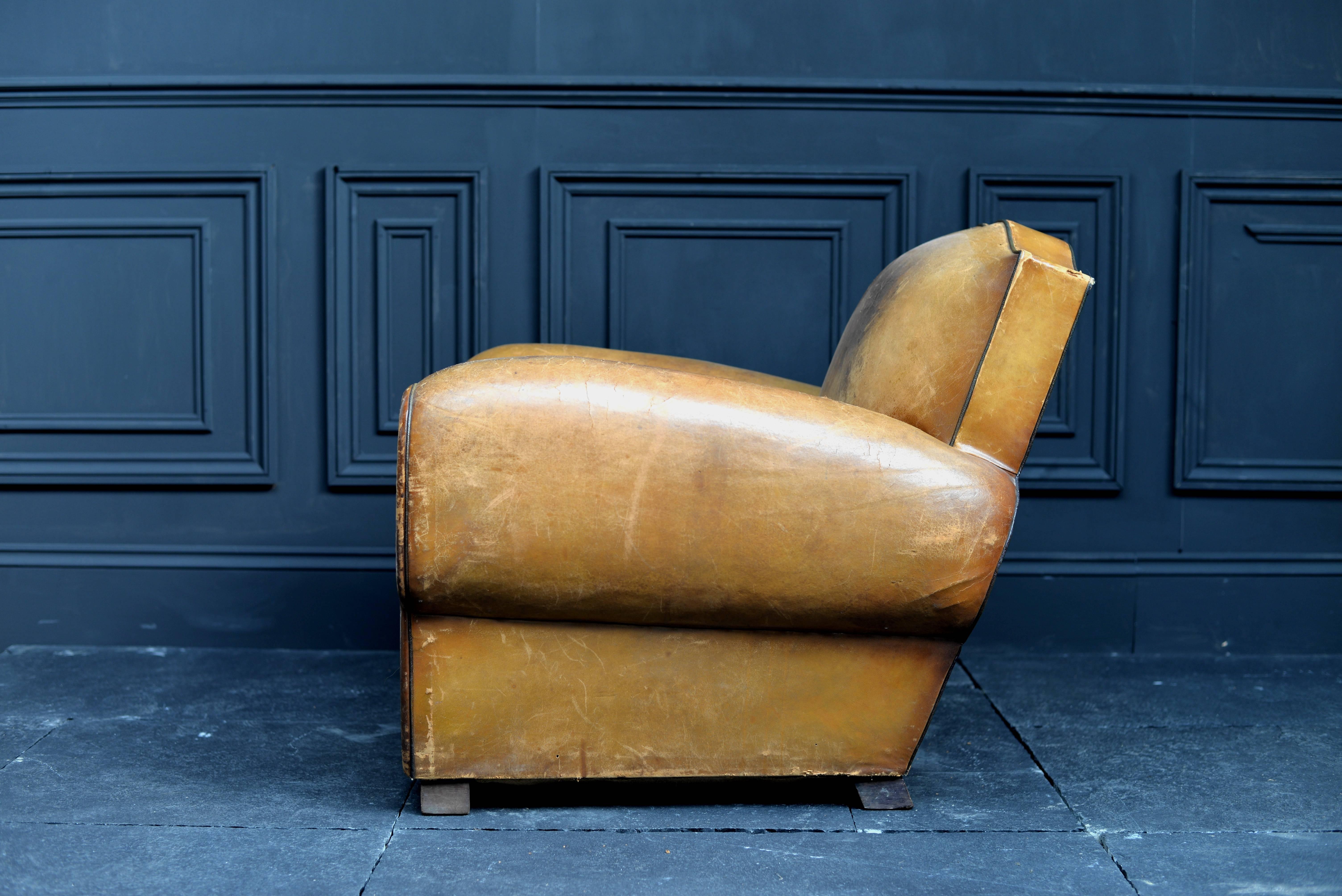 1920s, French Leather Moustache Chair For Sale 2