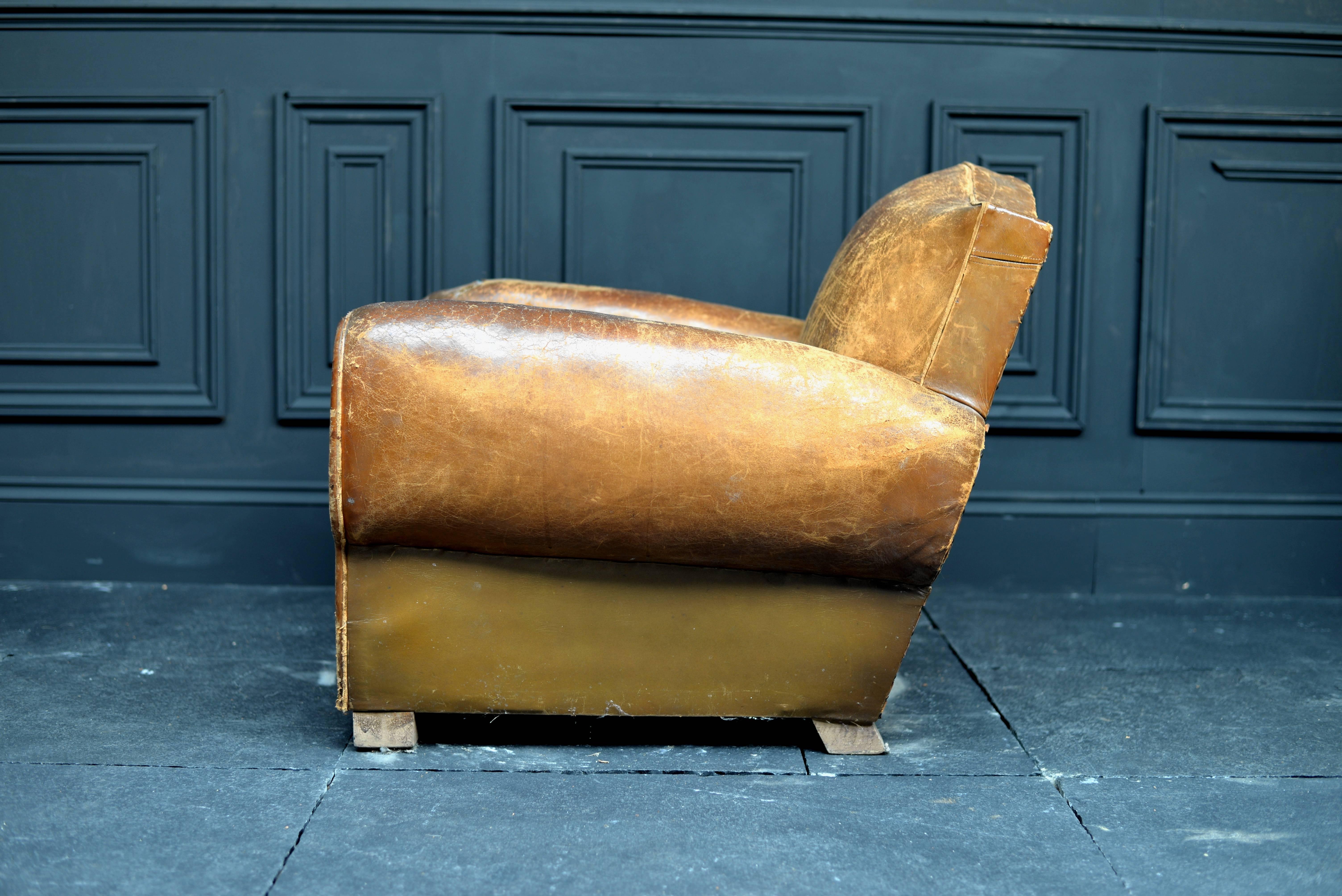 20th Century 1920s French Leather Gendarme Chair For Sale