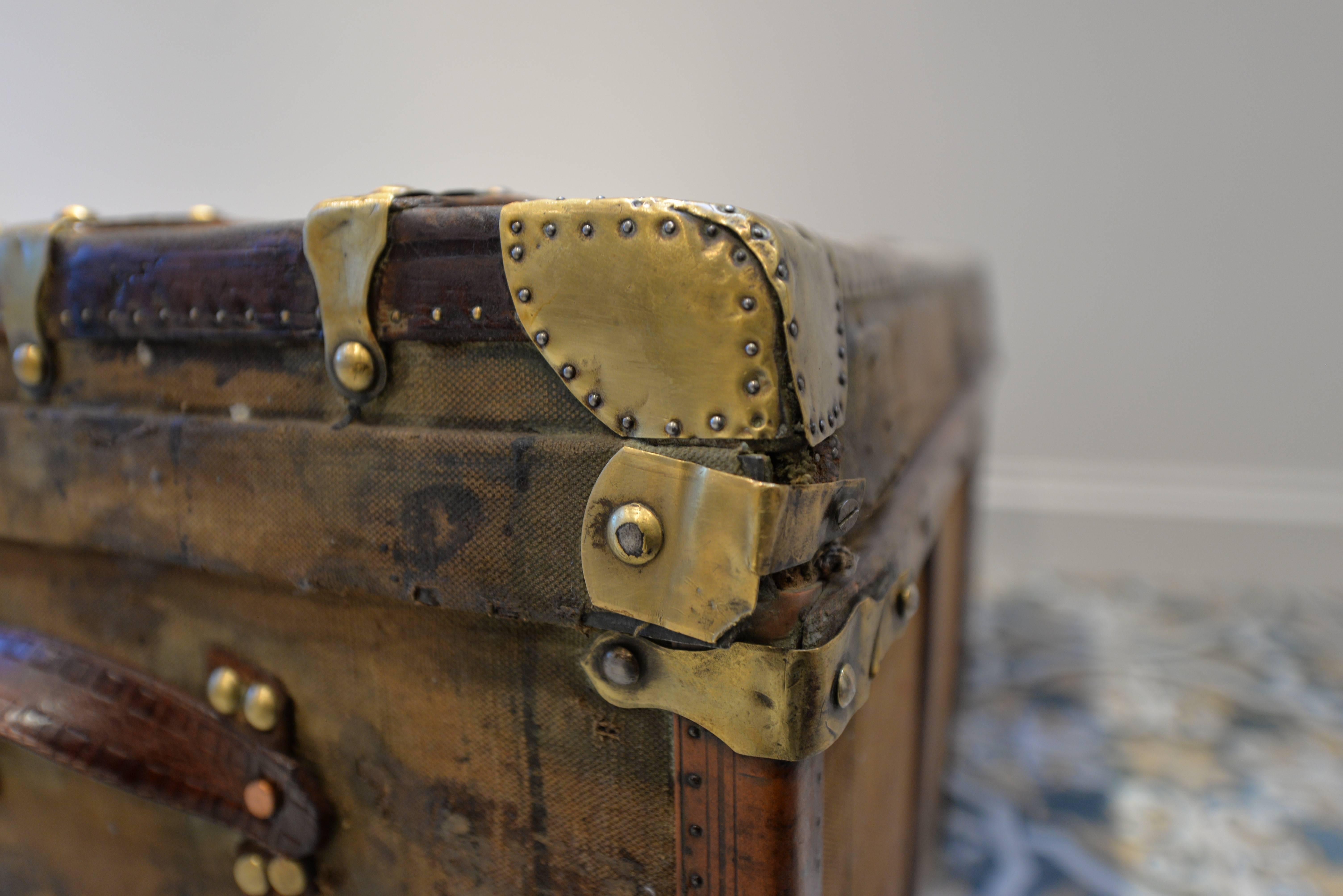 19th Century French Wooden and Brass Trunk, Eugene Laprevotte For Sale 4