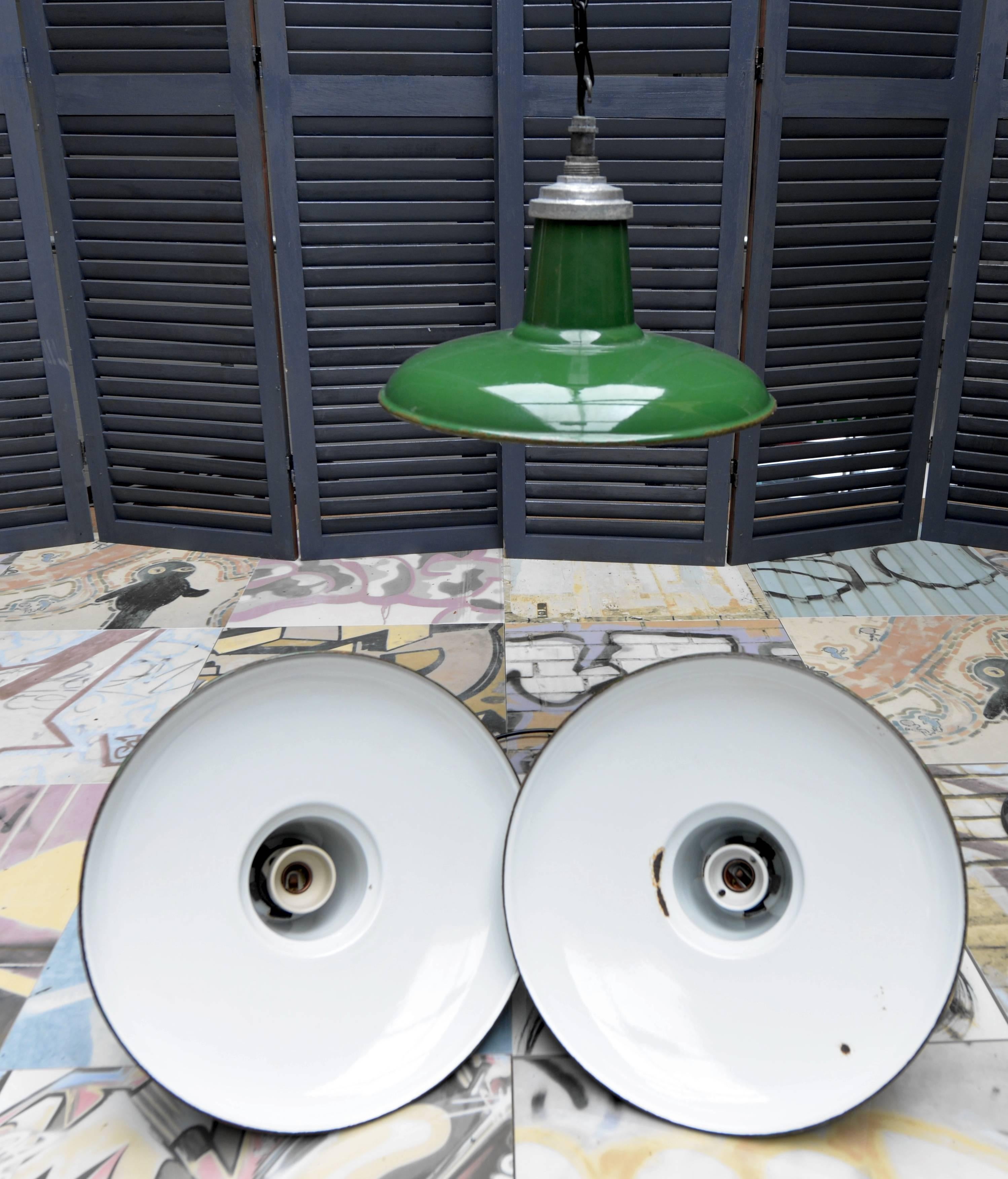 Flat Green Enamel Industrial Pendants In Distressed Condition For Sale In London, GB