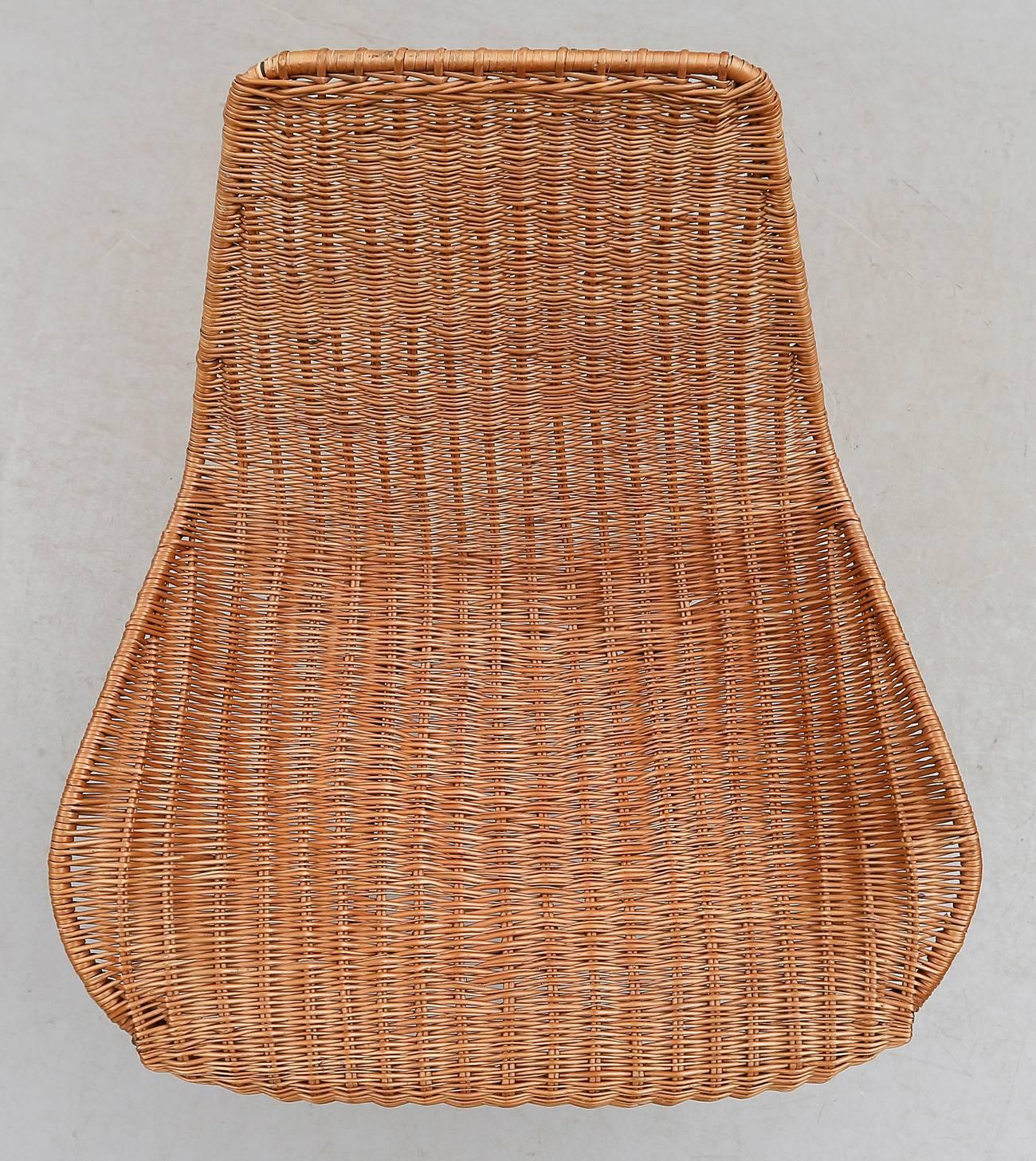 scandinavian wicker chair