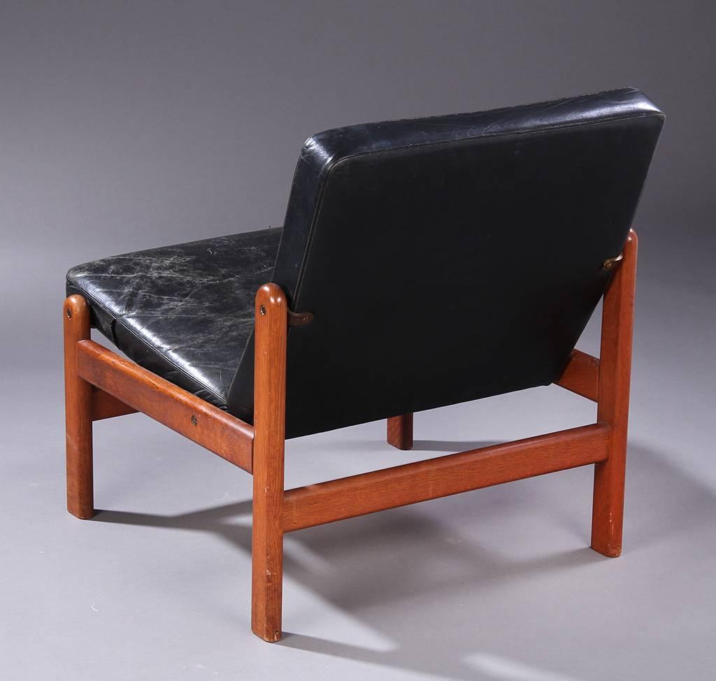 Danish Easy Chair in Black Leather by Jorgen Baekmark In Good Condition For Sale In Madrid, ES