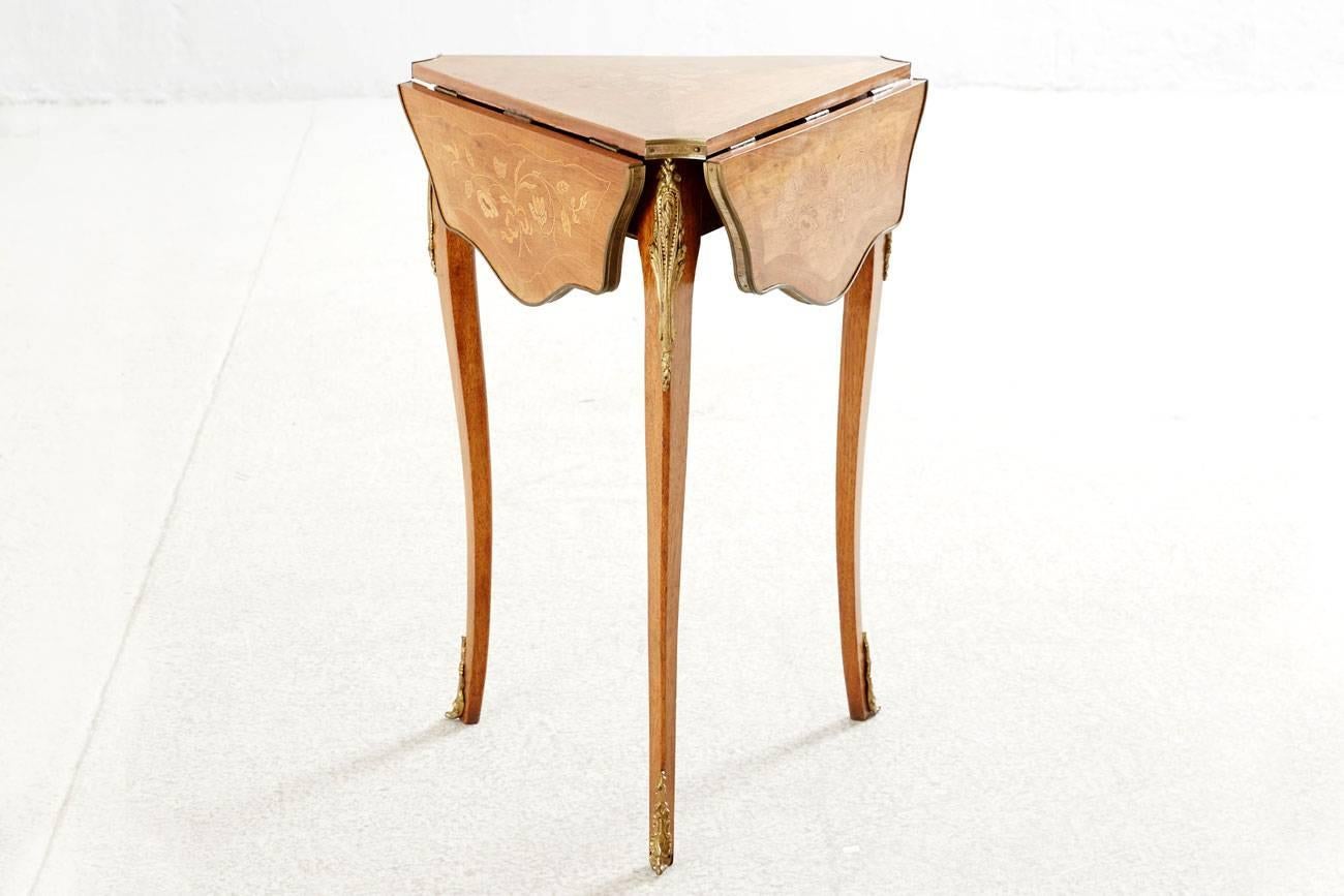 Louis XV Folding Table Marquetería  S. XIX. Wood In Excellent Condition For Sale In Madrid, ES