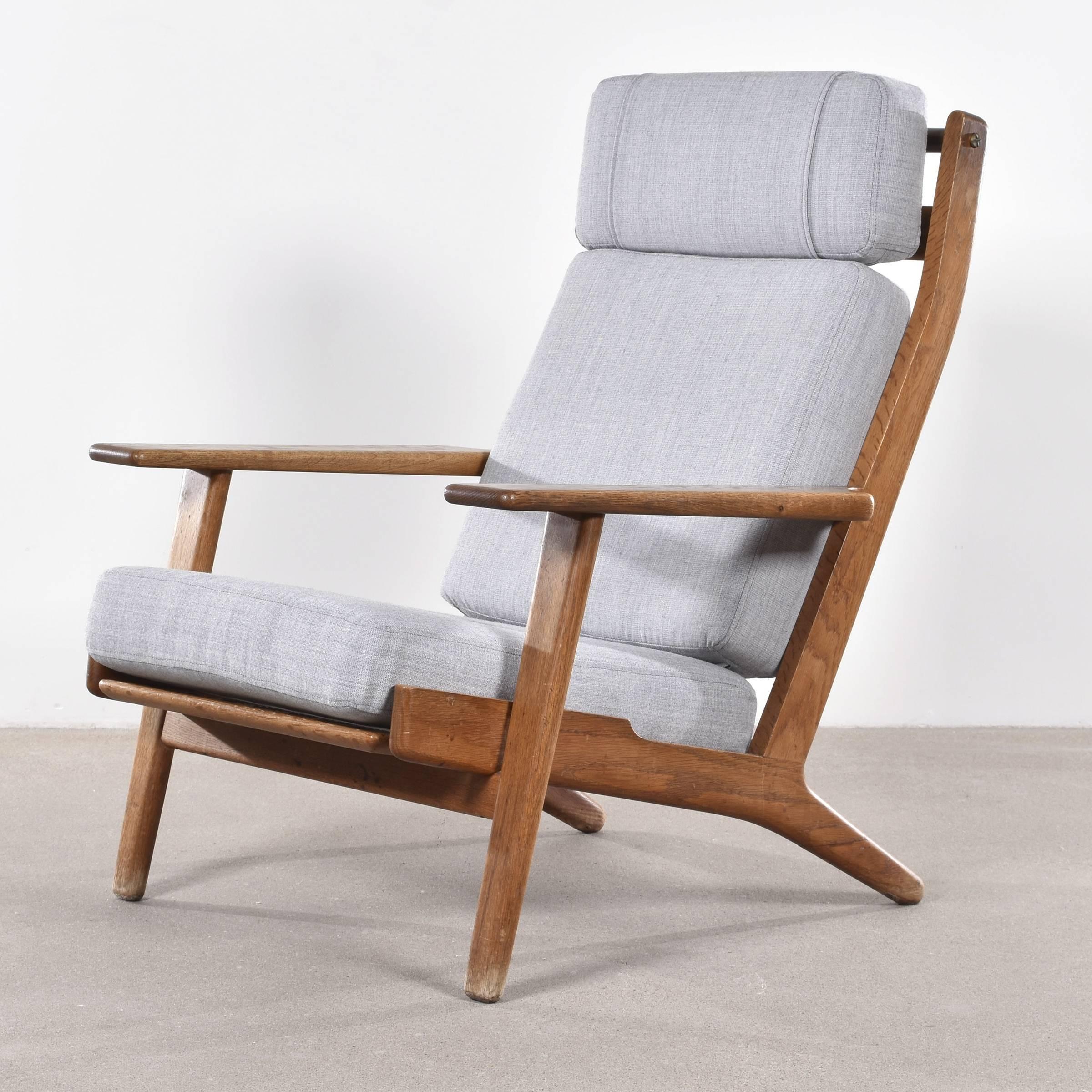 Danish Hans Wegner GE290 Lounge Chair for Getama, Denmark