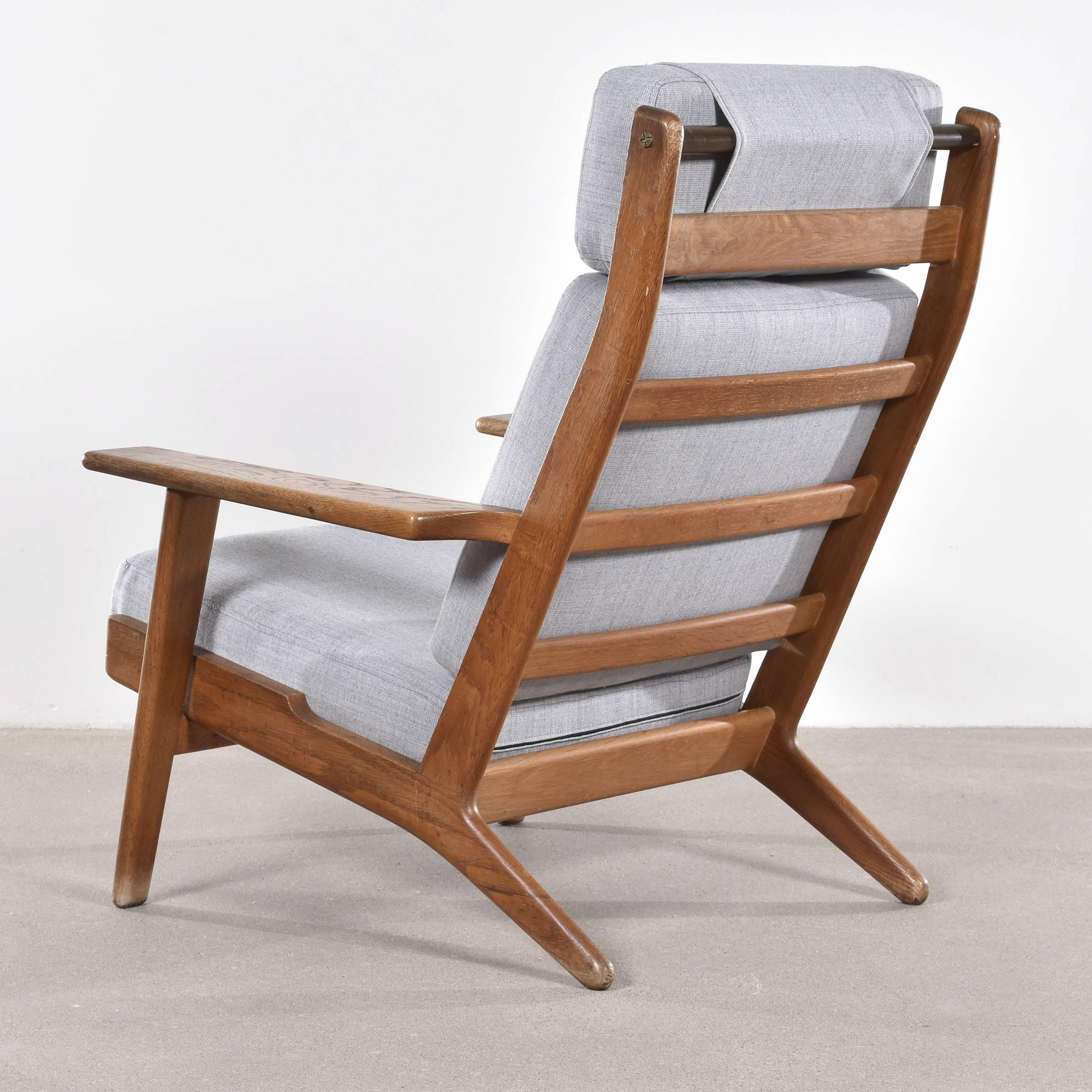 Scandinavian Modern Hans Wegner GE290 Lounge Chair for Getama, Denmark