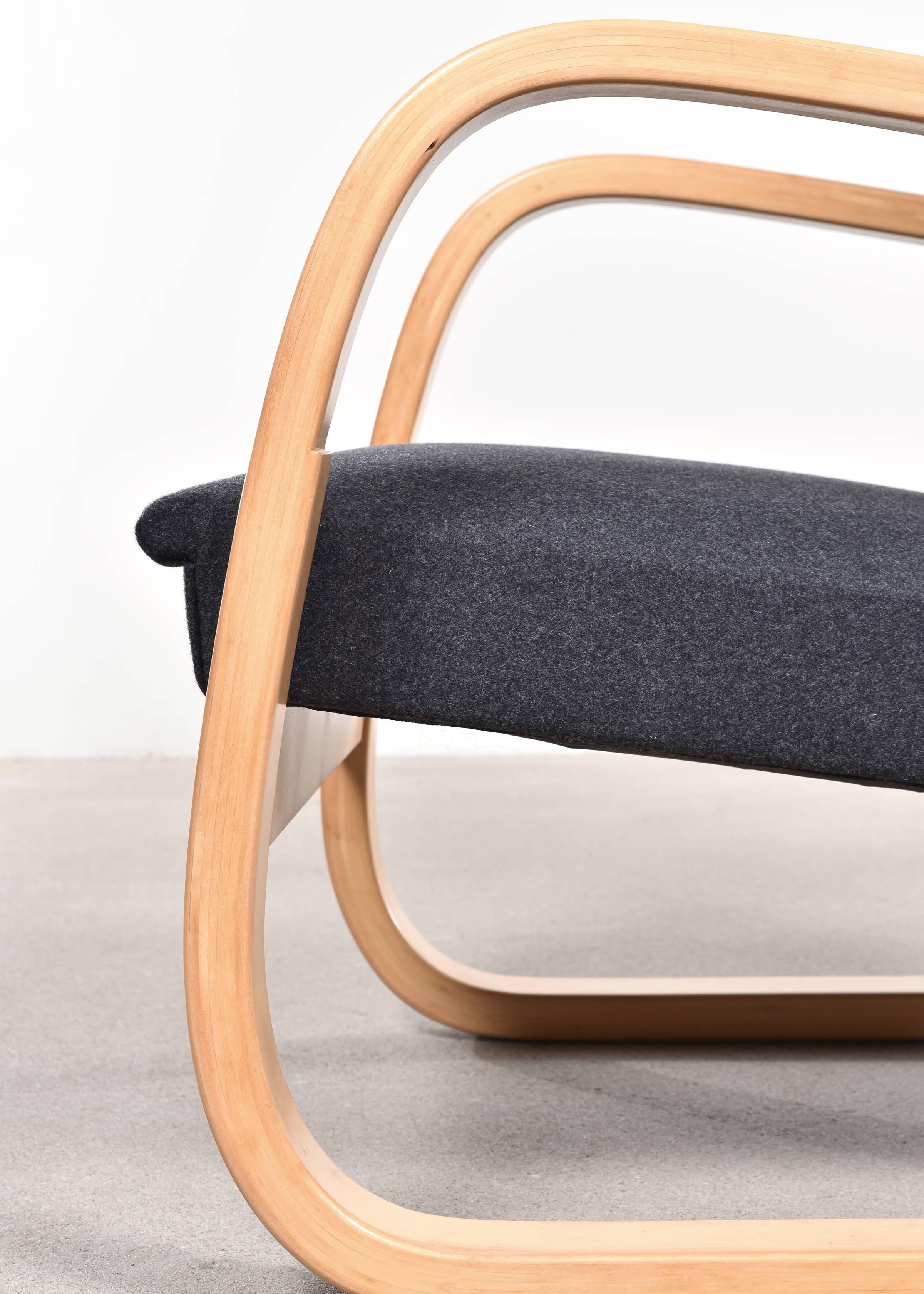 Alvar Aalto 401 Wingback Lounge Chair for Artek, Finland 2
