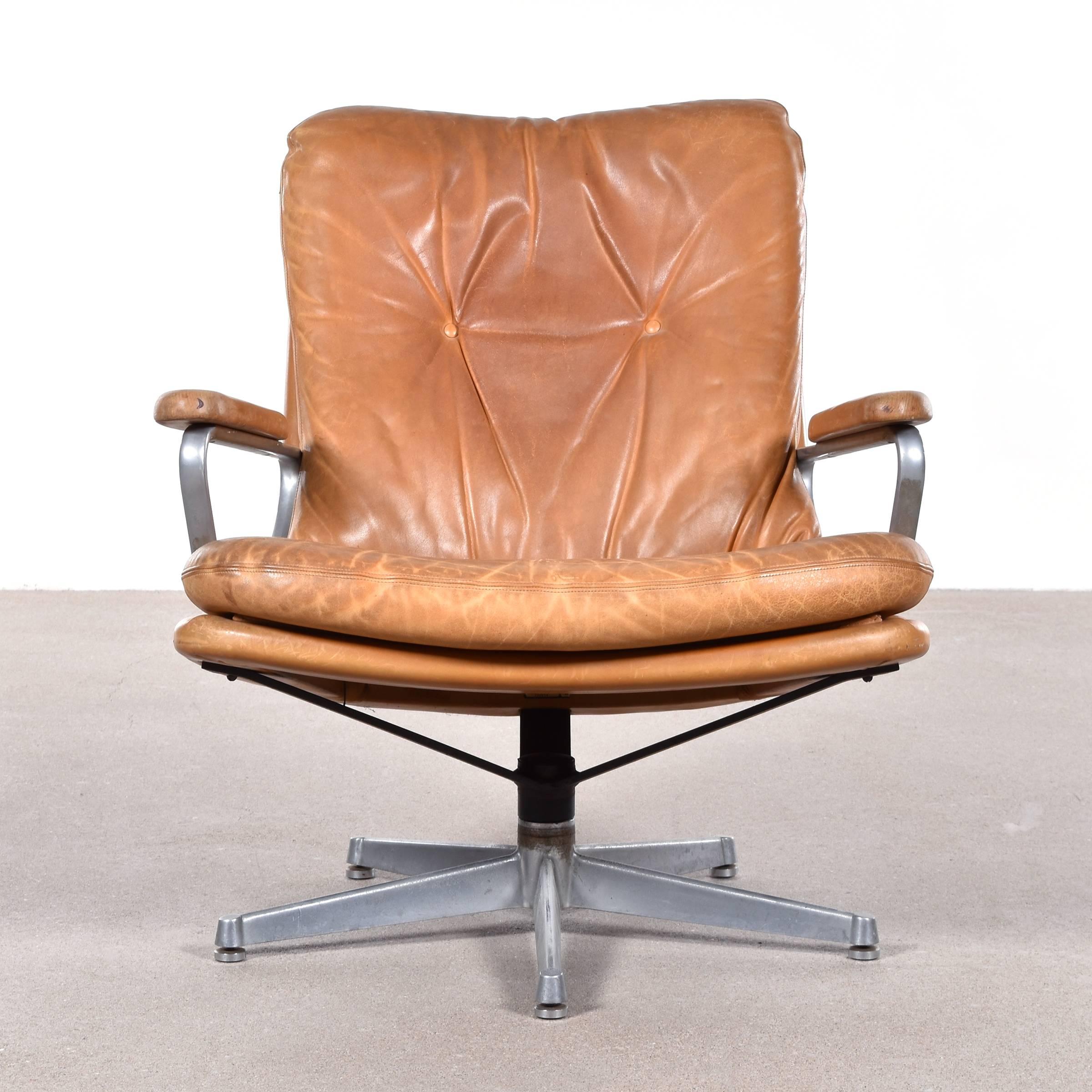 Andre Vandenbeuck Lounge Chair for Strassle International In Good Condition In Amsterdam, NL