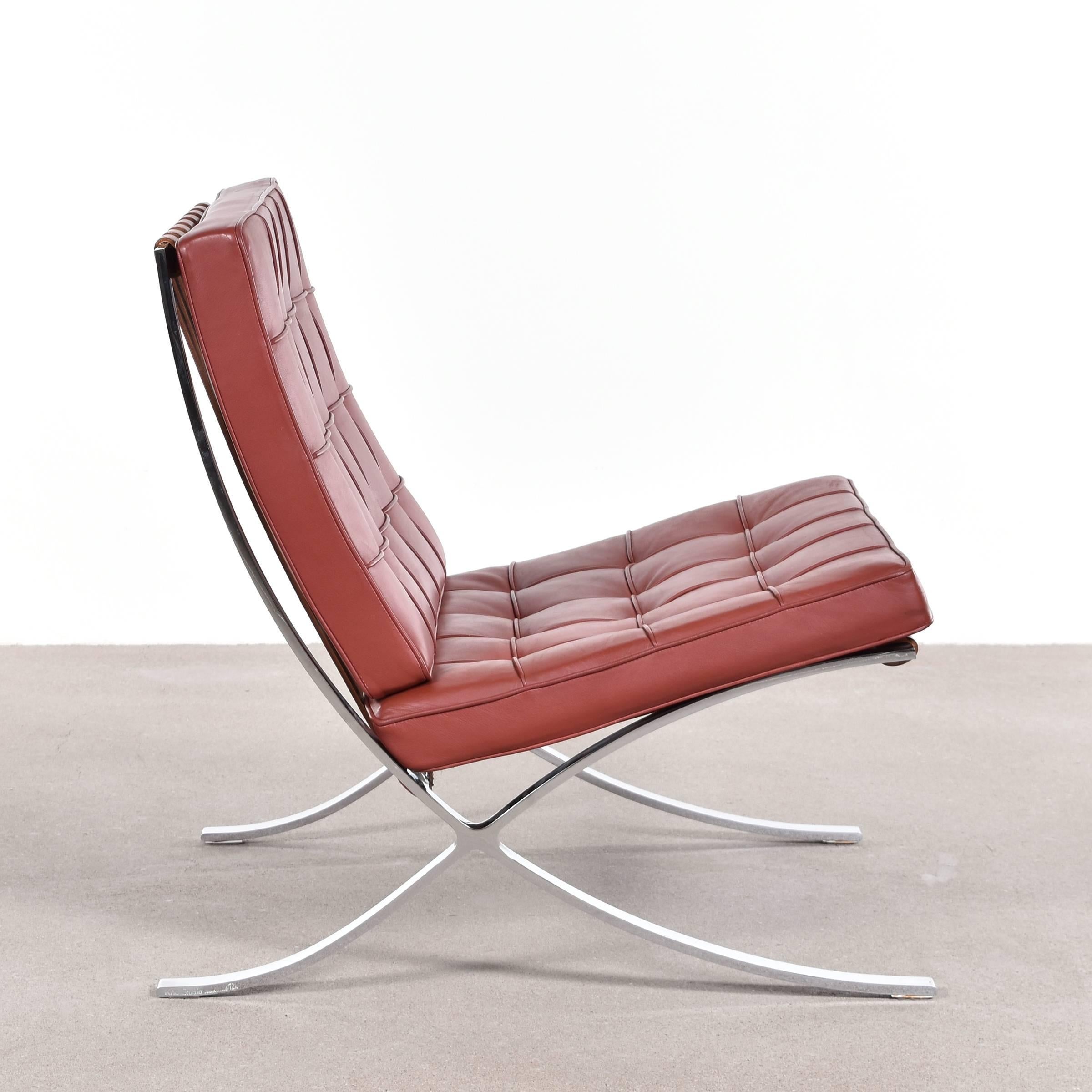 Barcelona Chair by Ludwig Mies van der Rohe for Knoll In Good Condition In Amsterdam, NL