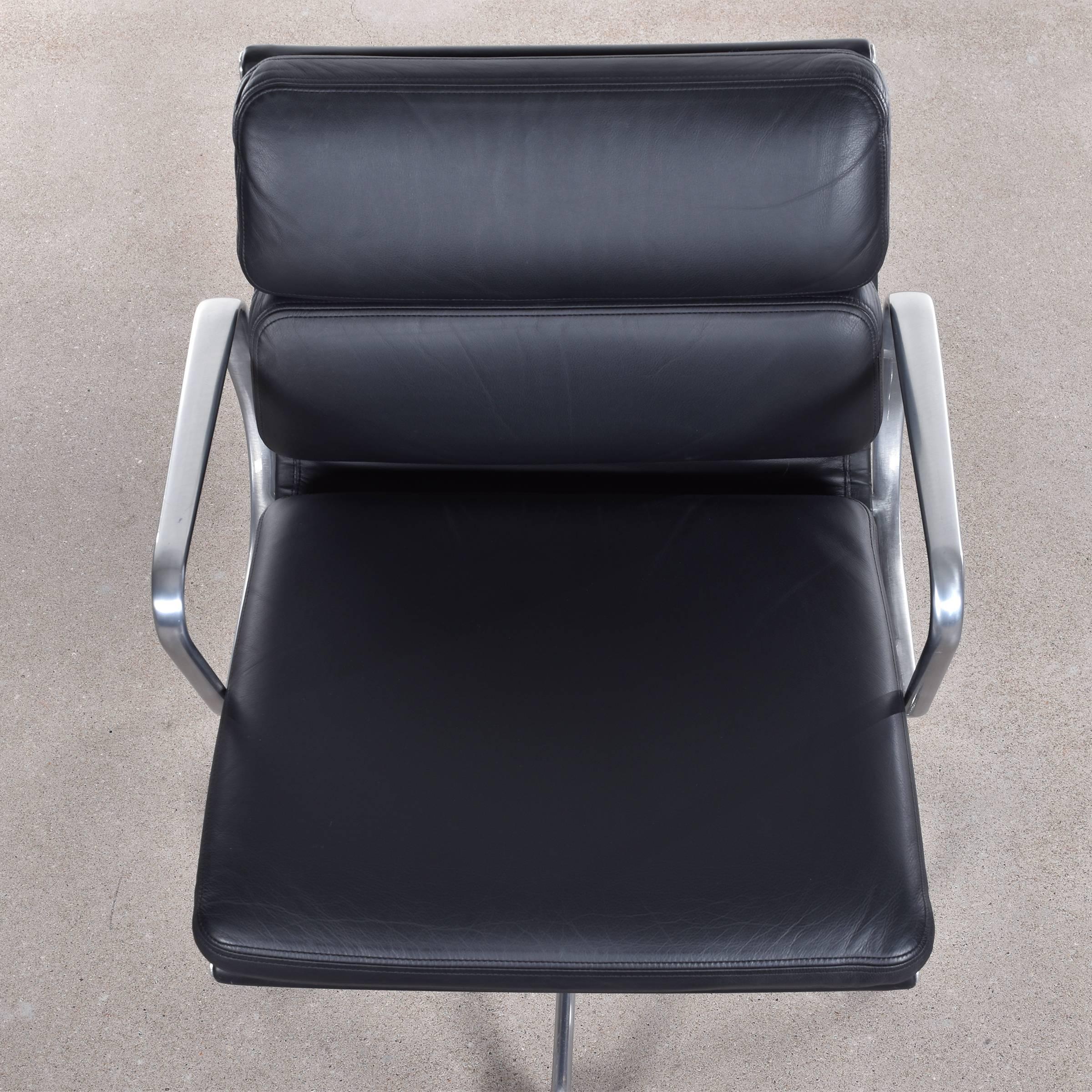 American Eames Ea435 Management Soft Pad Office Chair by Herman Miller