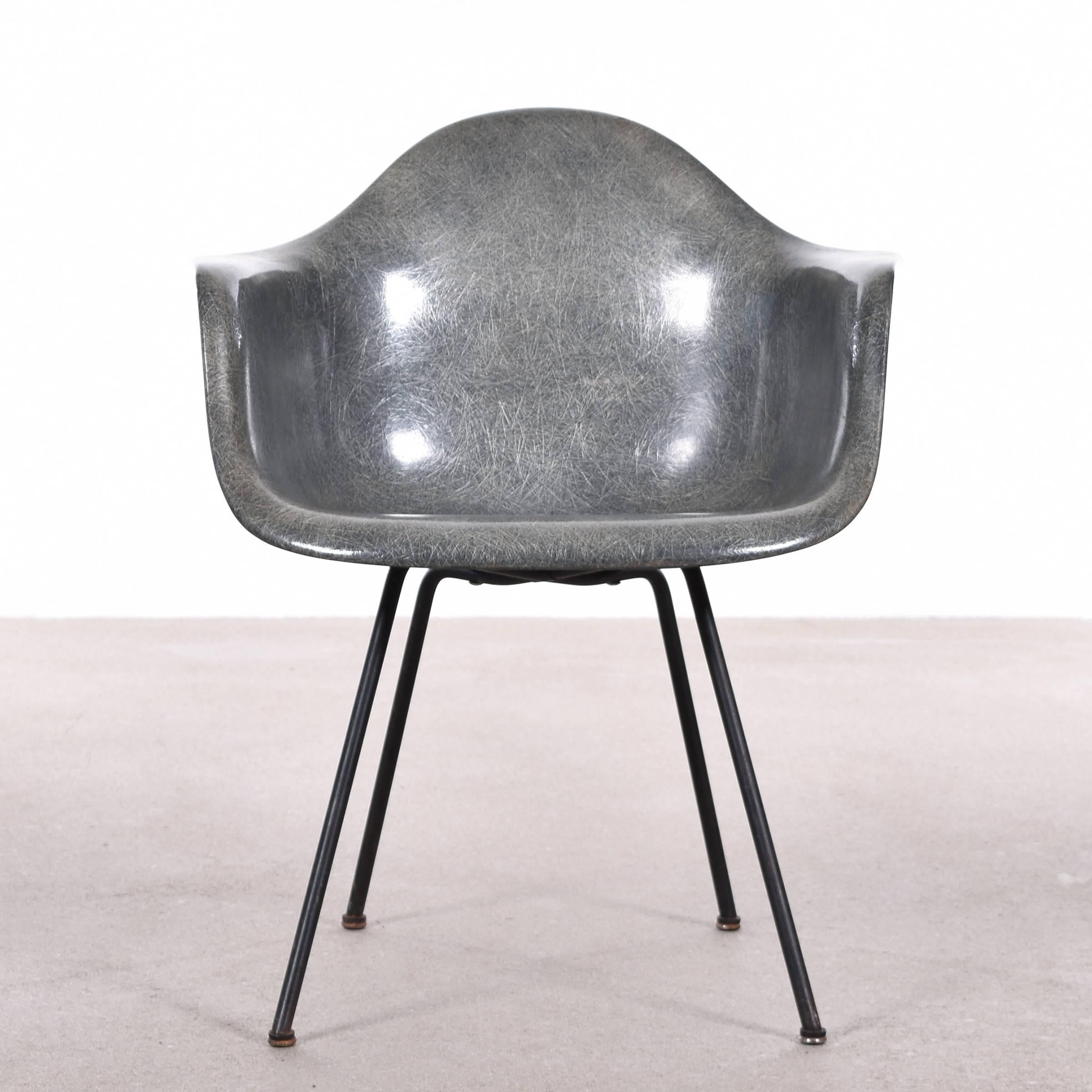 Mid-Century Modern Eames Elephant Grey SAX Herman Miller USA Zenith Rope Standard Chair
