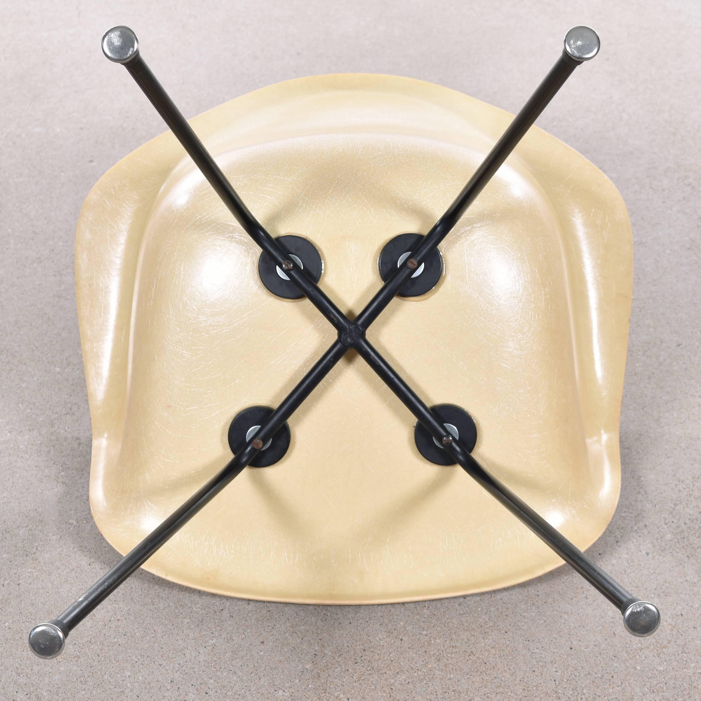 Fiberglass Eames Parchment Dax Dining Chair for Herman Miller USA Zenith Second Generation