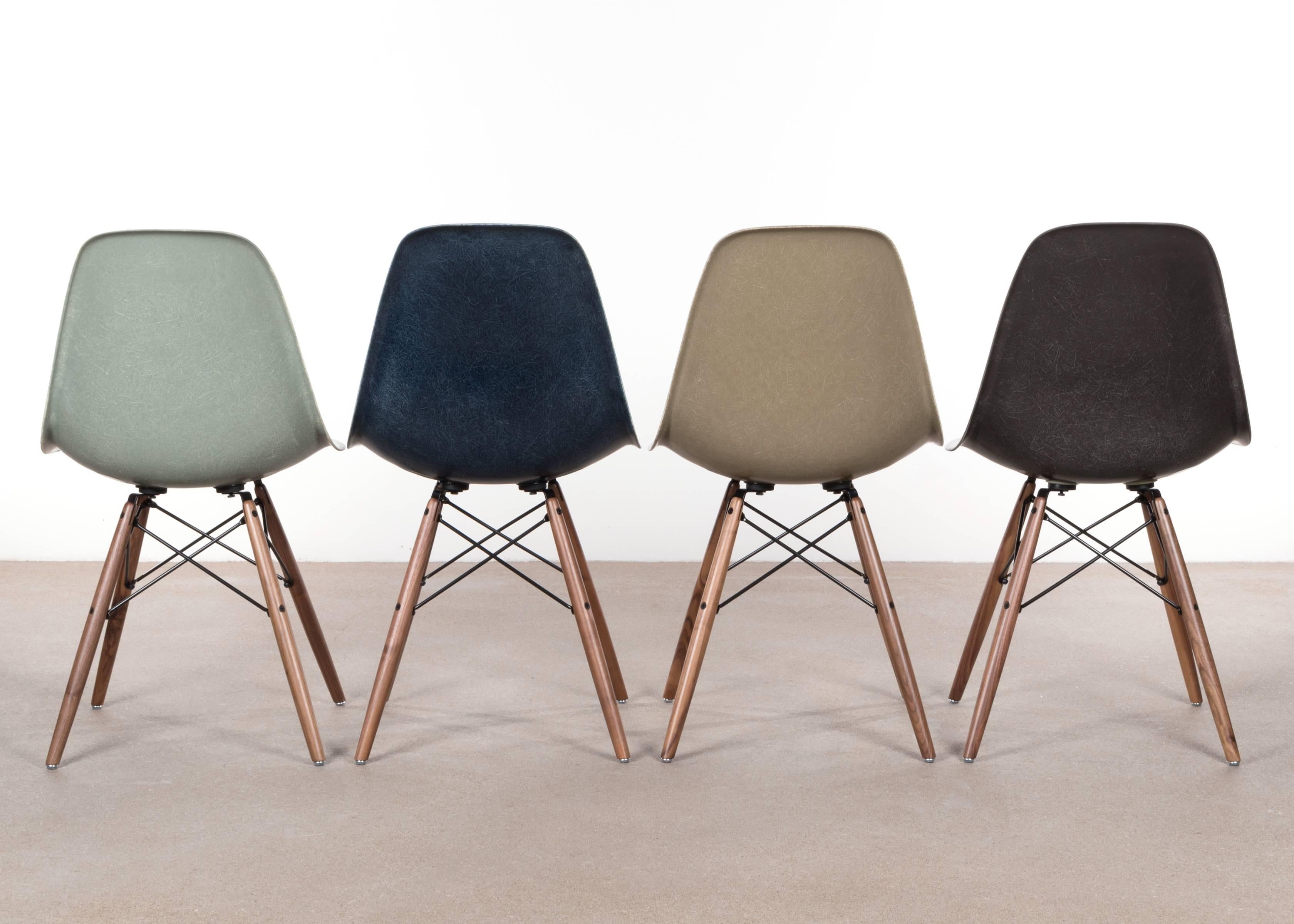 Beautiful iconic DSW chairs in colors: sea foam green, navy blue, raw umber and charcoal.
Shells are in very good or excellent condition with only slight traces of use. Replaced shock mounts which guarantee save usability for the next decades. Each