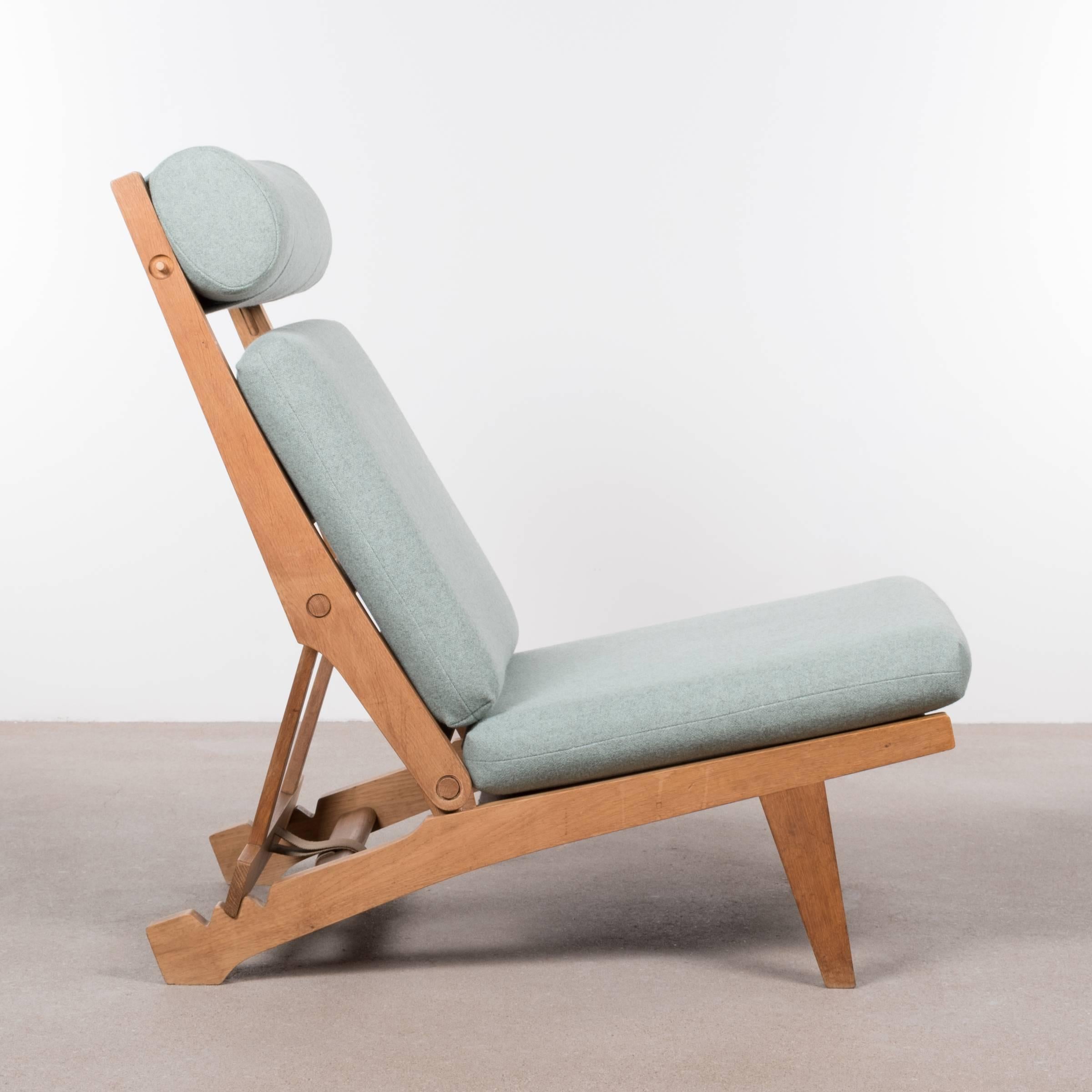 Scandinavian Modern Hans Wegner Ap71 Lounge Chair with Green Kvadrat Fabric for AP Stolen, Denmark