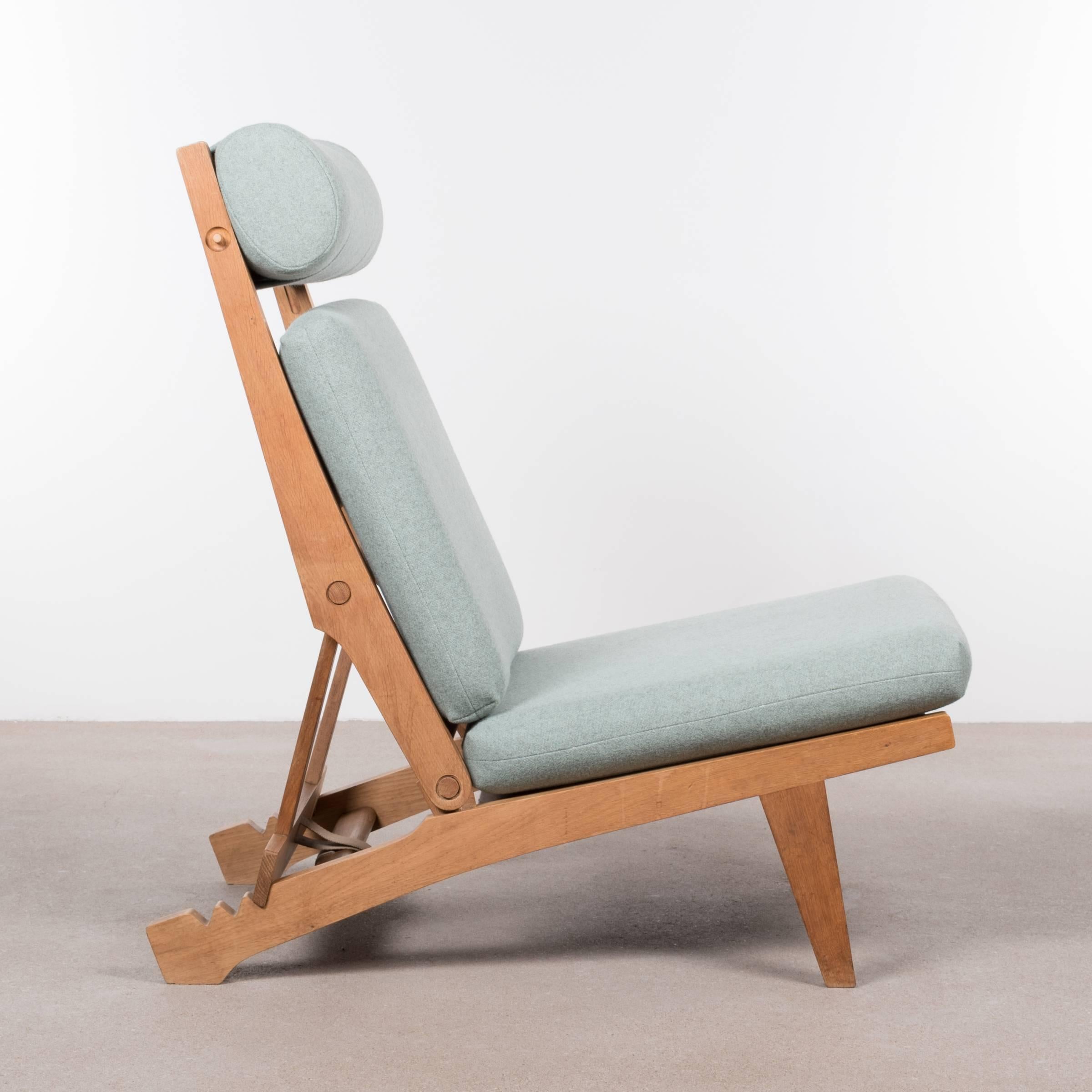 Danish Hans Wegner Ap71 Lounge Chair with Green Kvadrat Fabric for AP Stolen, Denmark