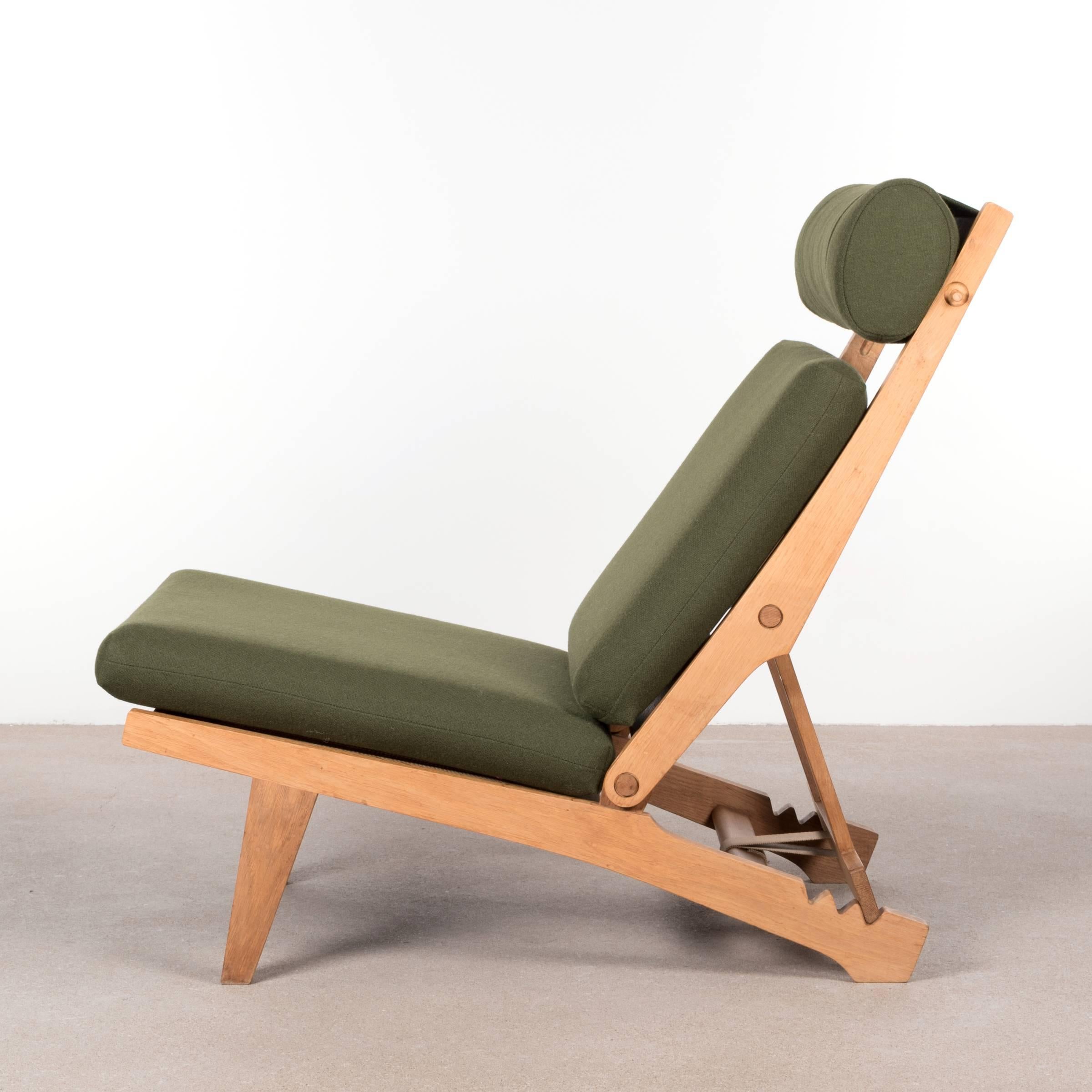 Scandinavian Modern Hans Wegner AP71 Lounge Chair with Dark Green Fabric for AP Stolen, Denmark