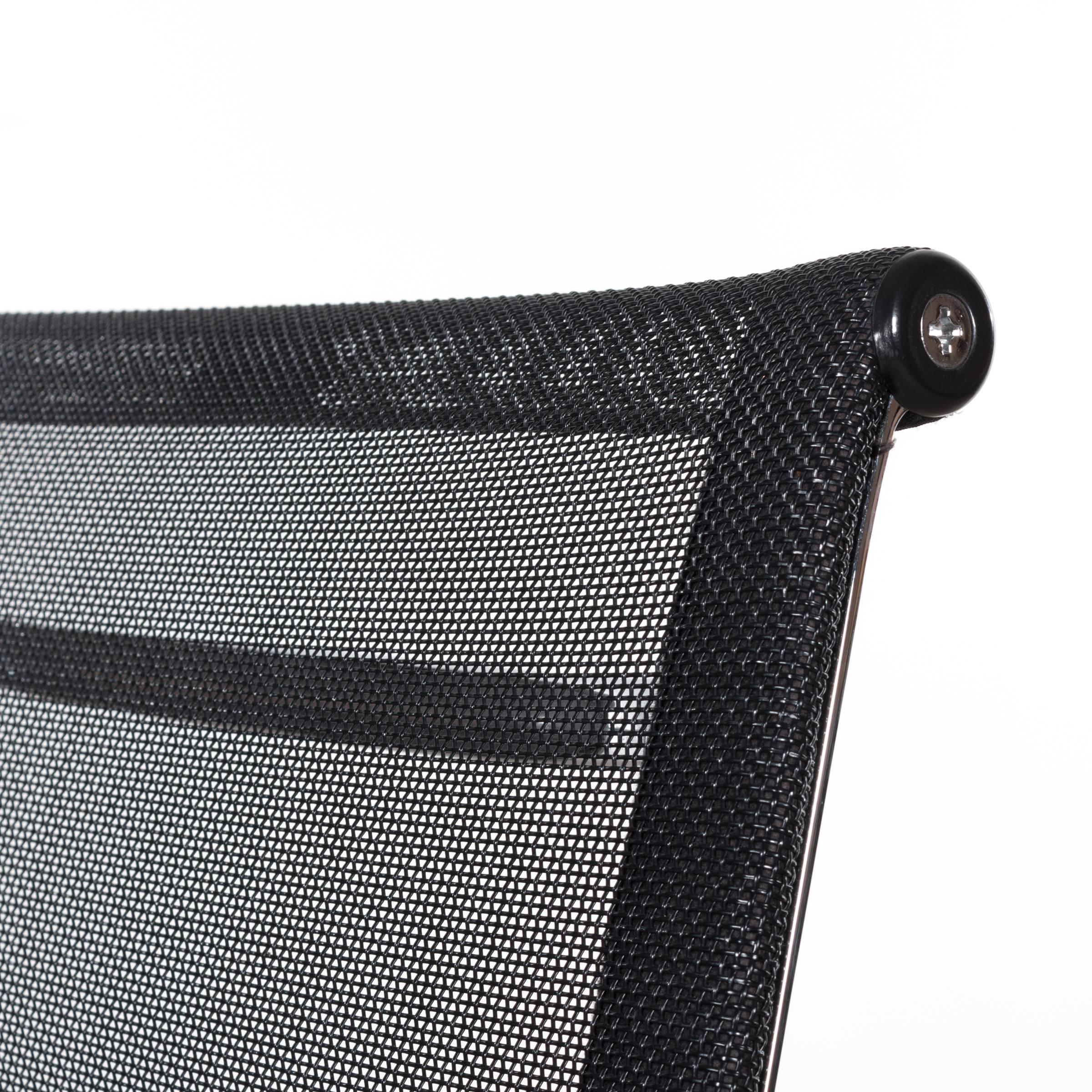 Chaise de salle à manger Eames EA108 noire en tissu filet tissé par Vitra en vente 3