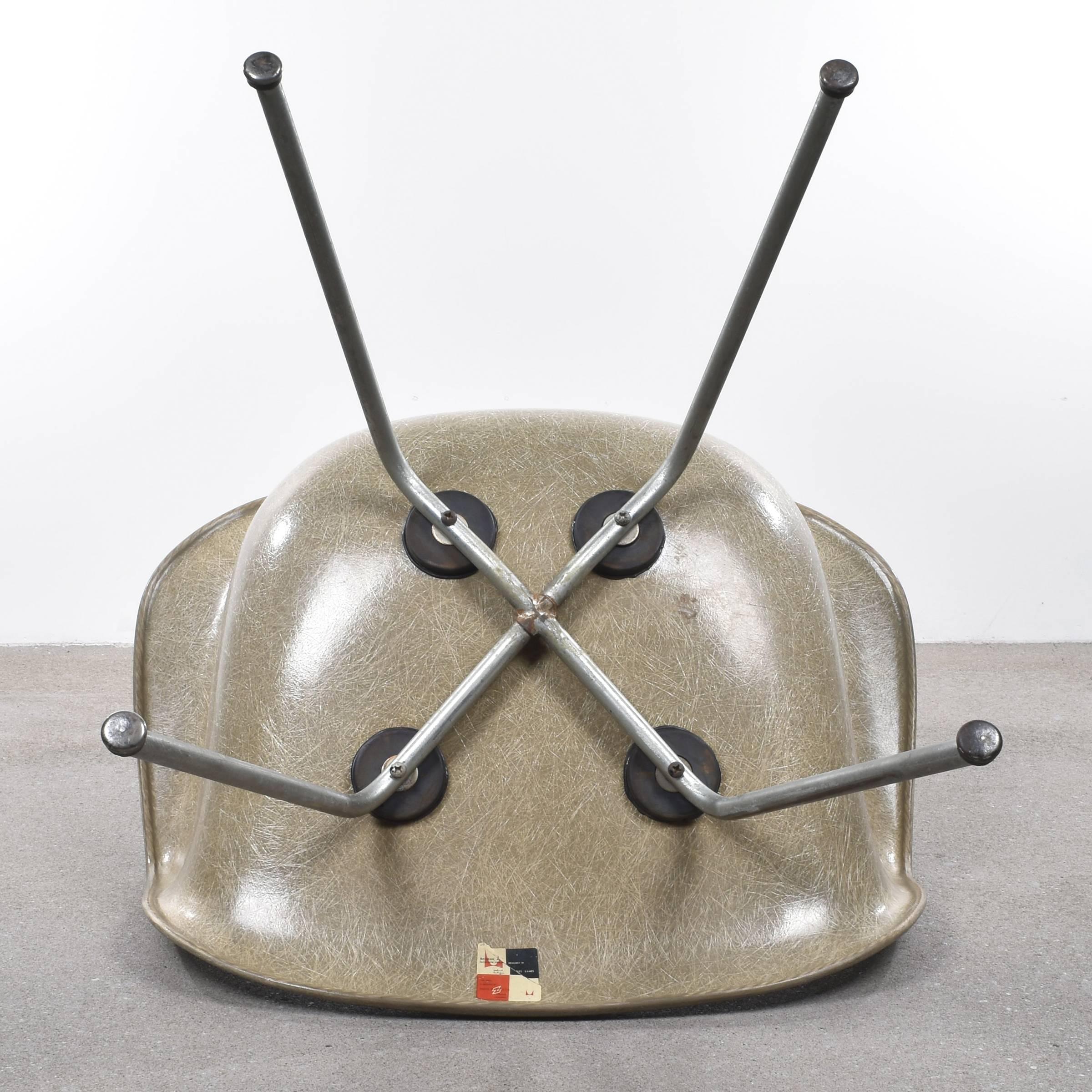 Eames Greige SAX Herman Miller USA 'Zenith Rope' Standard Chair 1