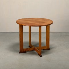 Dutch Art Deco Modernist side table in solid Oak, 1930s