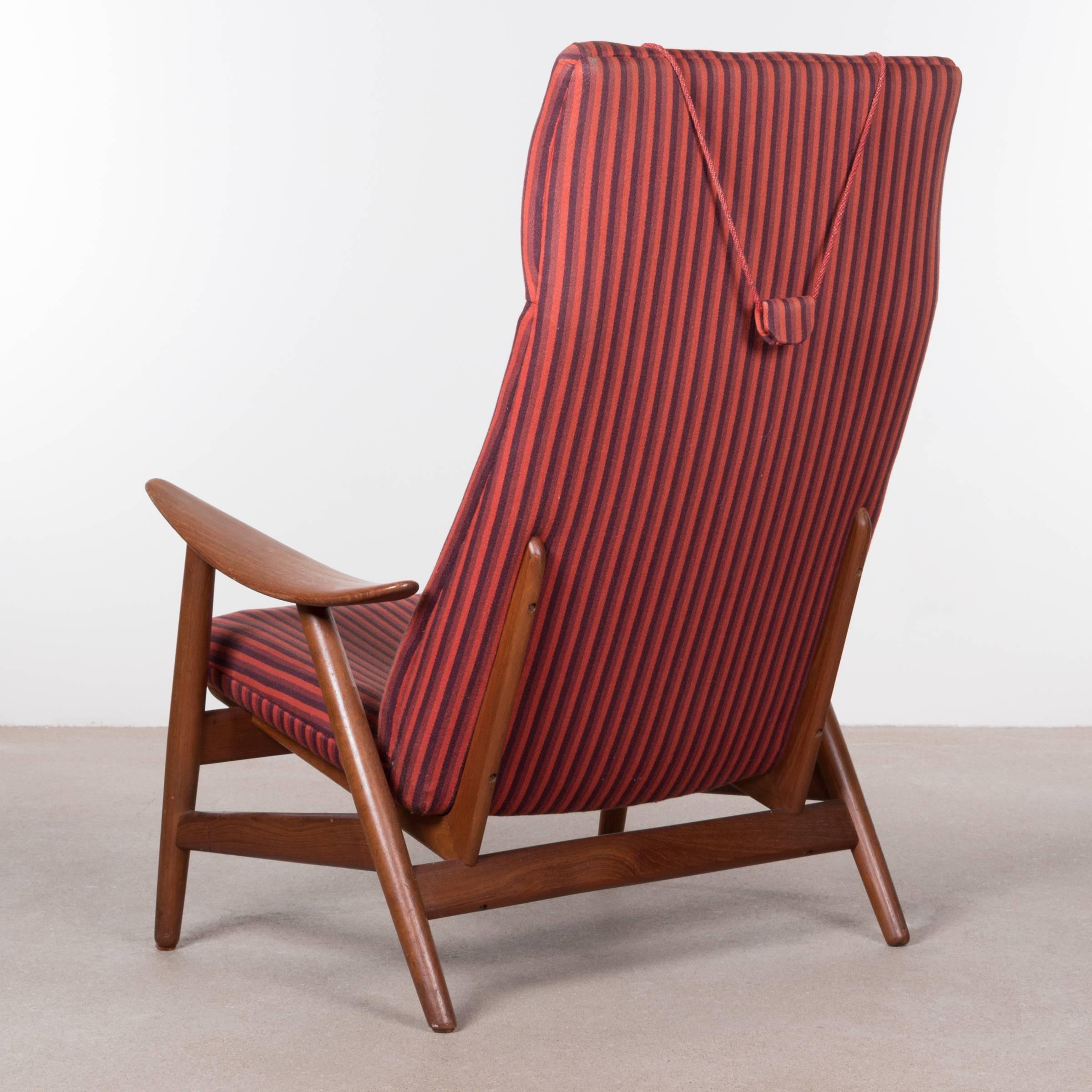 Illum Wikkelso Teak Lounge Chair Model 10H for Soren Willadsen, Denmark (Skandinavische Moderne)