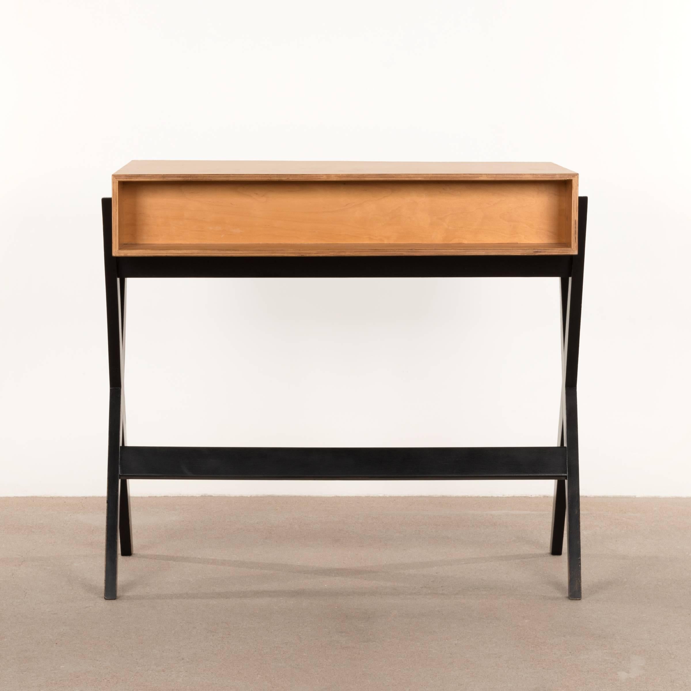Coen de Vries Small Desk for Devo Netherlands, Vintage Dutch Design In Good Condition In Amsterdam, NL