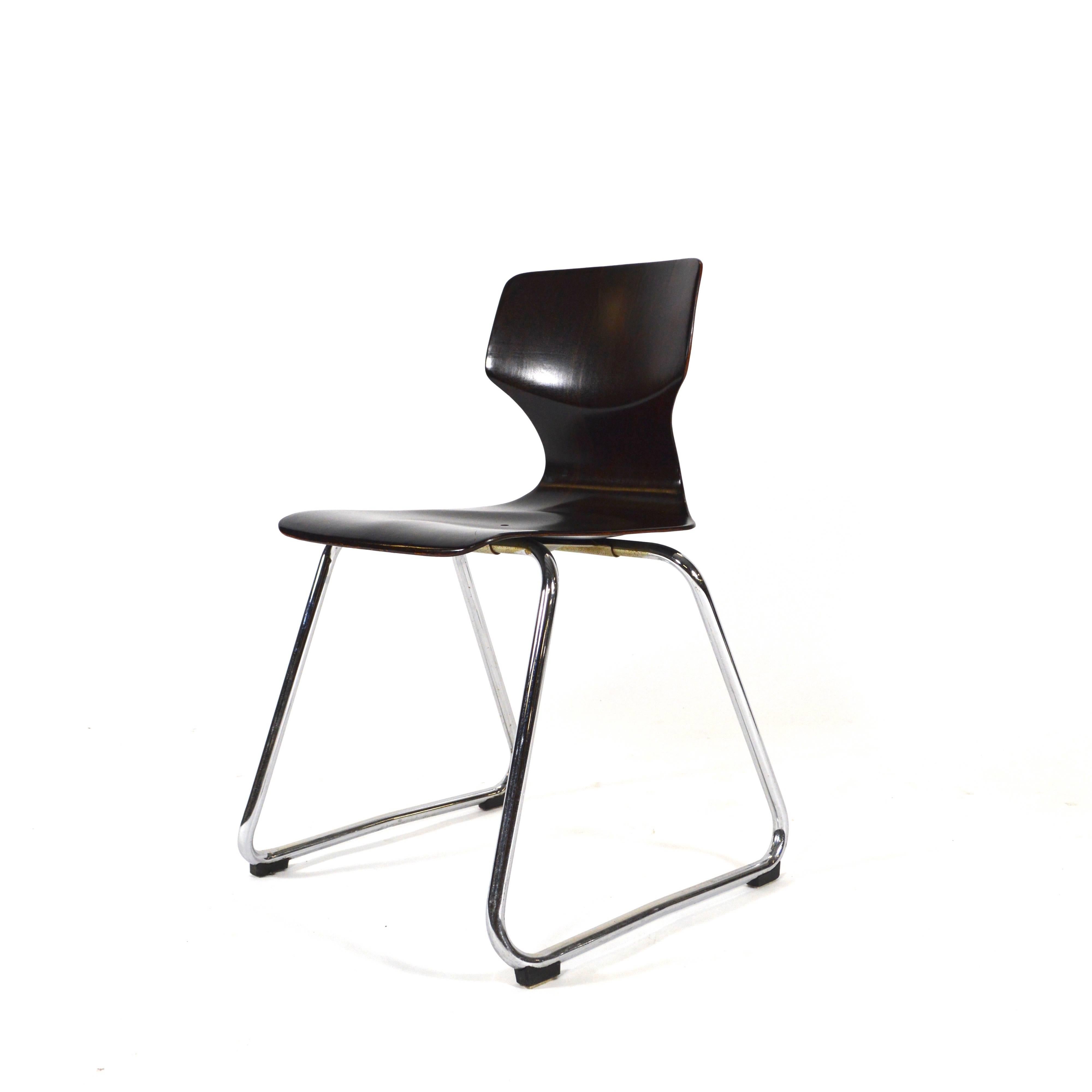 Flötotto Pagholz Stacking Chairs, Germany, circa 1970 1