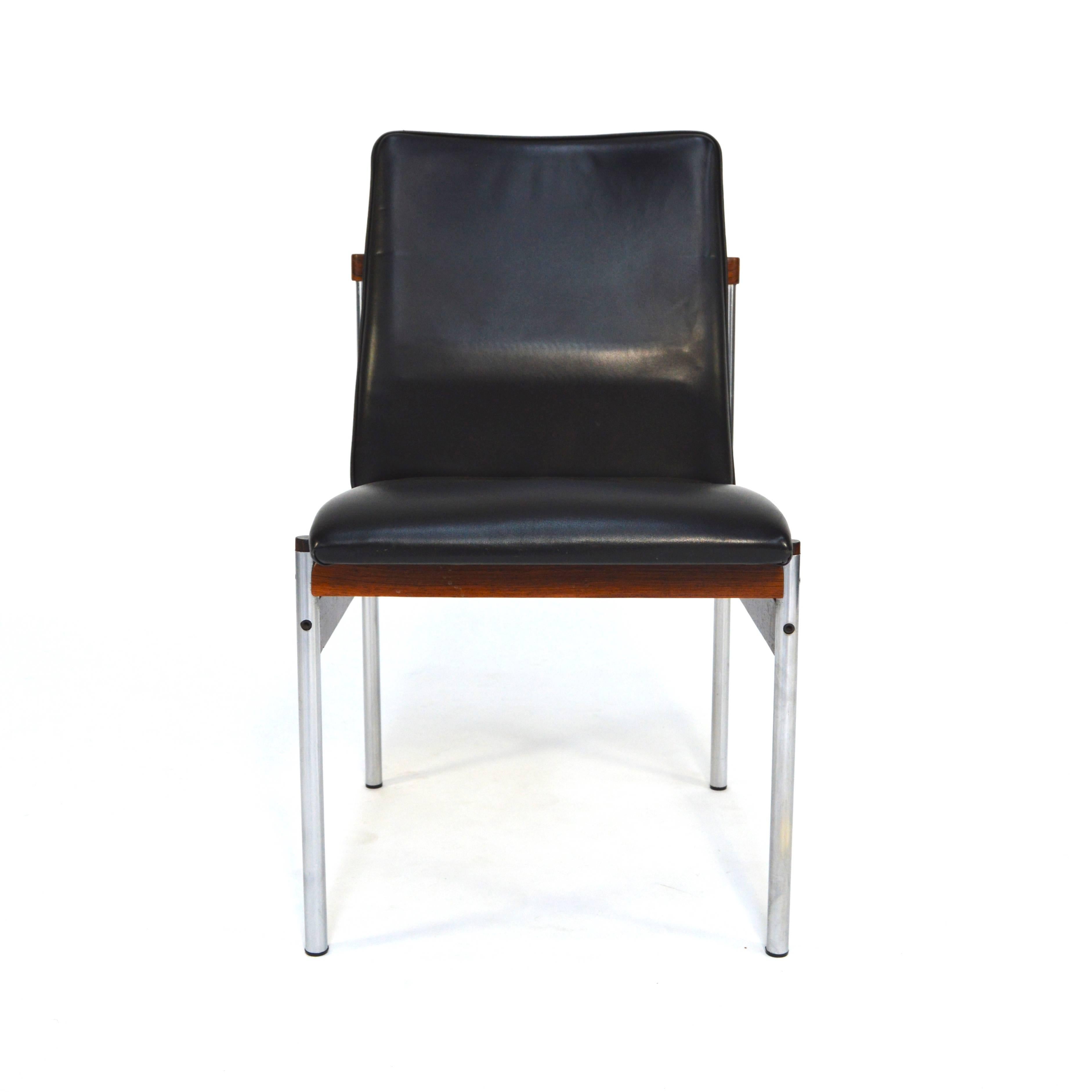 Set of six Black Leather and Brazilian Rosewood Dining Chairs, 1960s In Good Condition In Pijnacker, Zuid-Holland