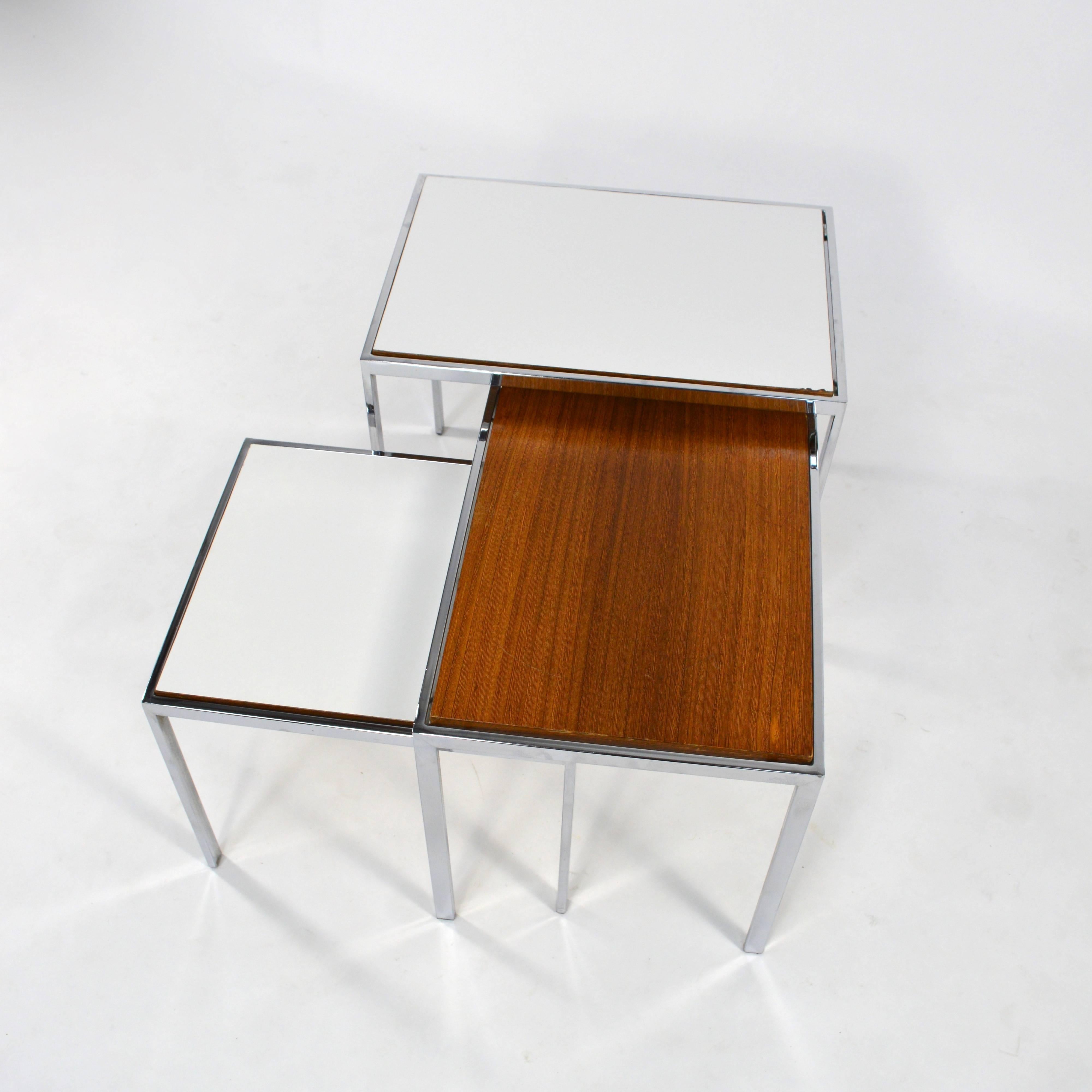 Mid-20th Century Set of Three Nesting Tables with Turnable Tops, 1960s 