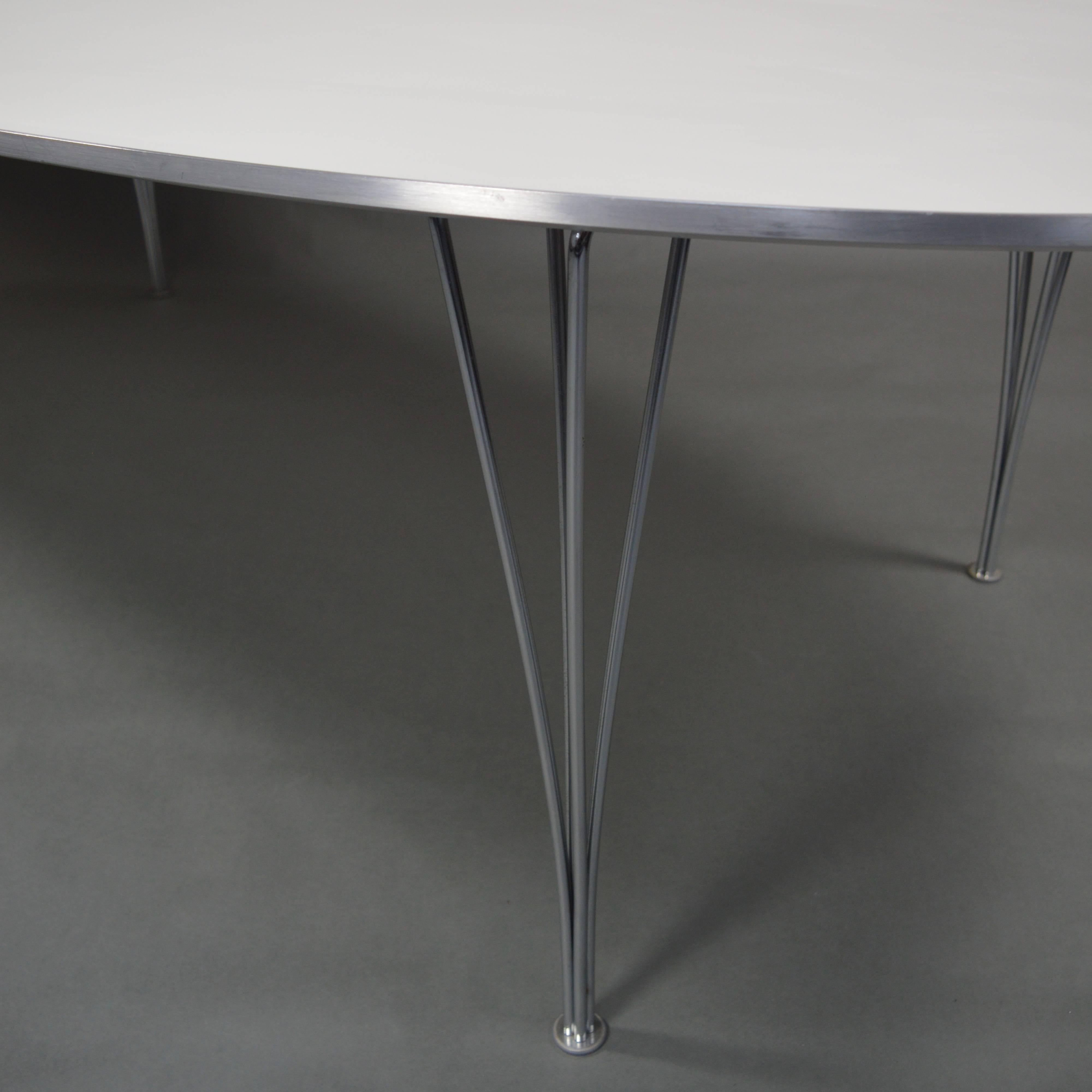 Super Ellipse Dining Table by Piet Hein and Bruno Mathsson for Fritz Hansen In Excellent Condition In Pijnacker, Zuid-Holland