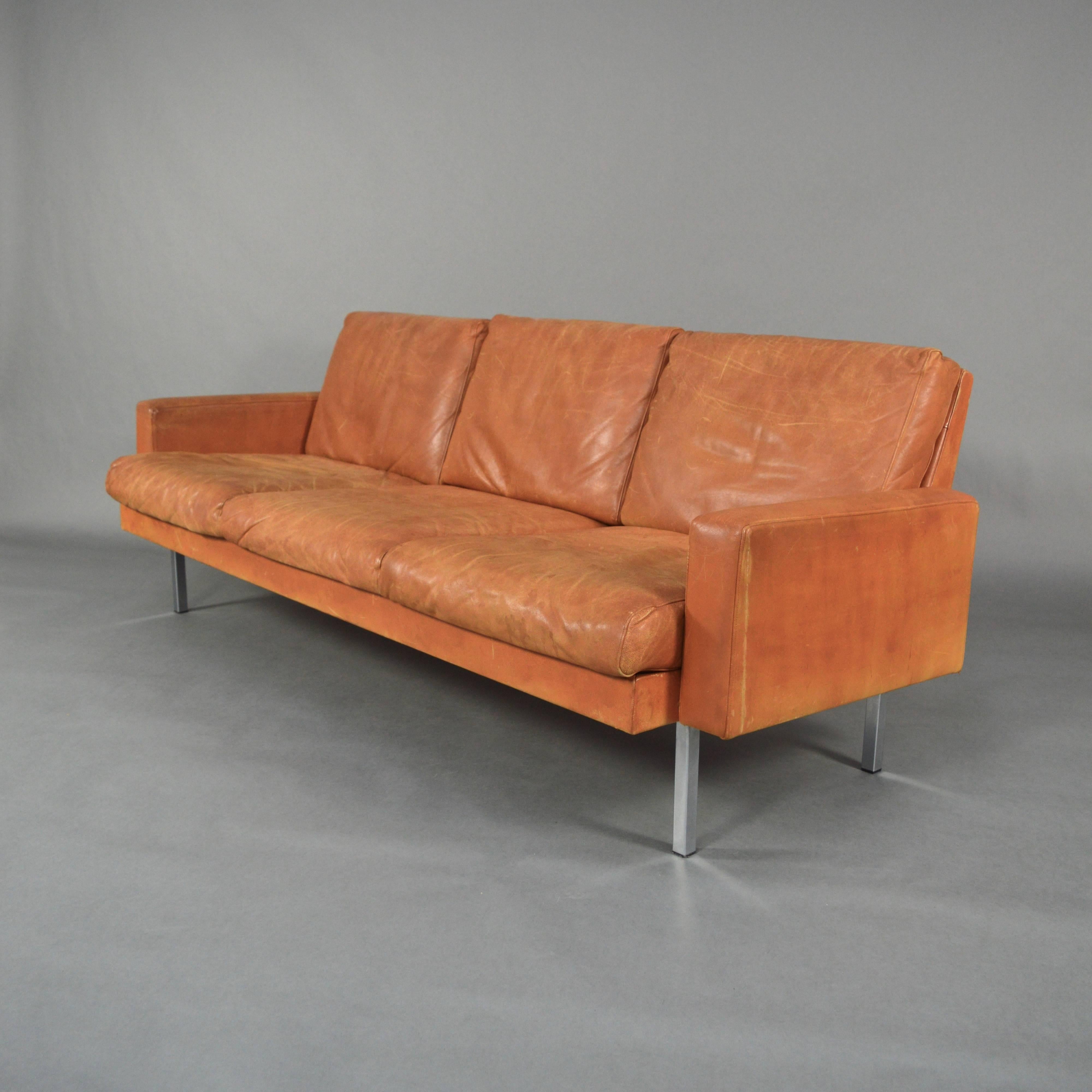 Mid-20th Century Martin Visser for 'T Spectrum Cognac Leather Three Seat Sofa, 1960s