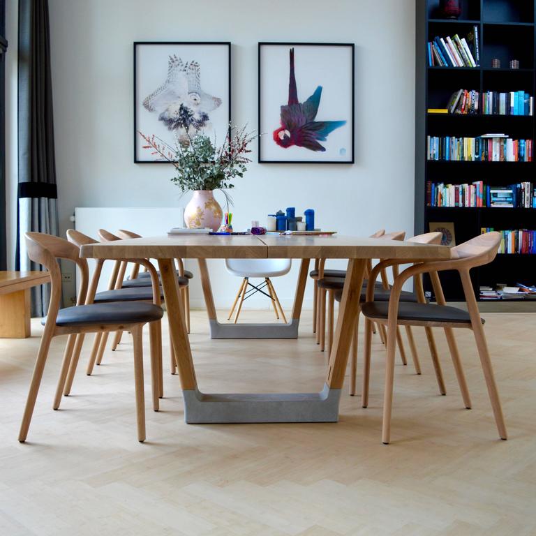 Neva Light Dining Chairs In Oak And Leather At 1stdibs Mid Century Modern Neva Light Dining Chairs In Oak And Leather For