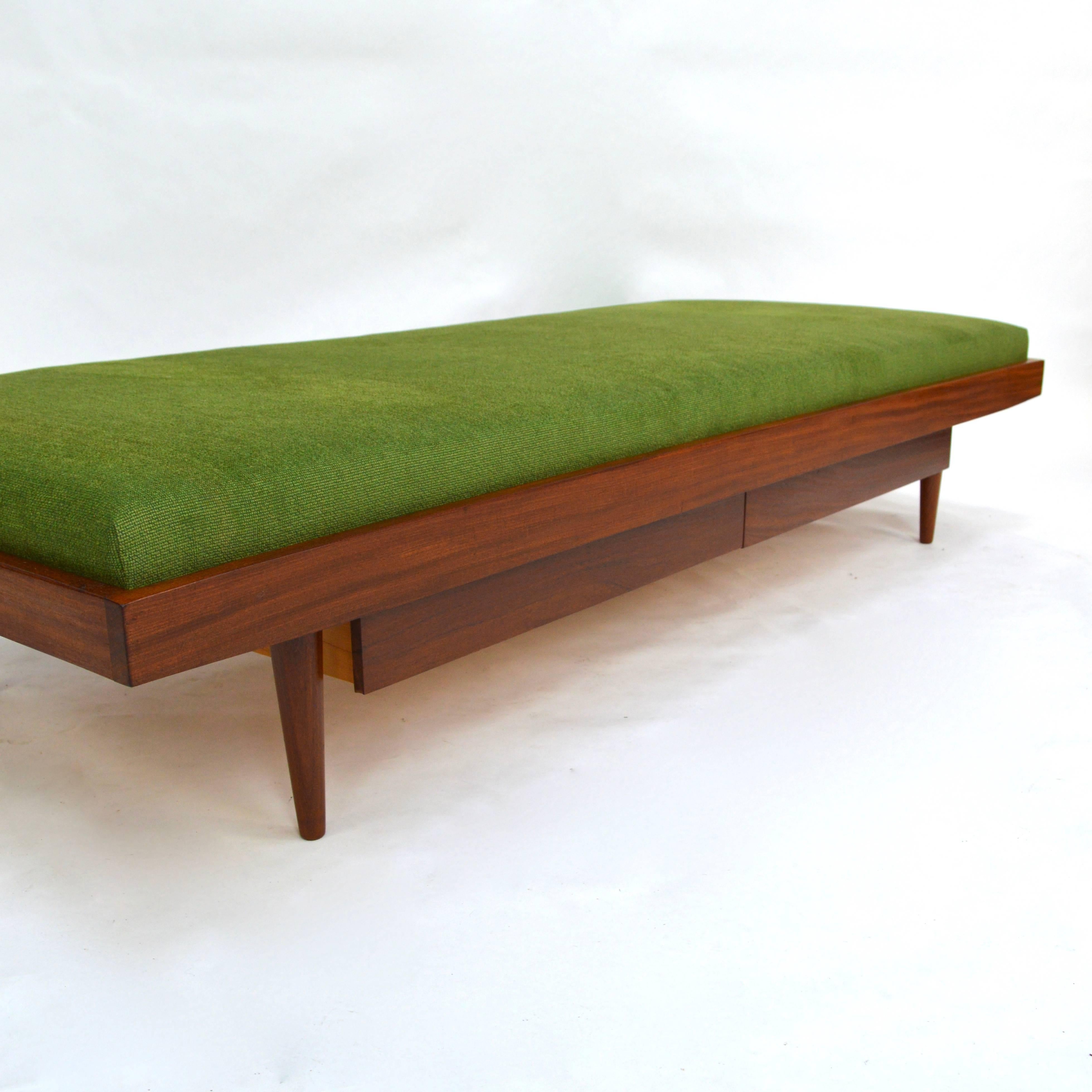 Mid-20th Century Teak Mid-Century Daybed with Two Drawers New Upholstery