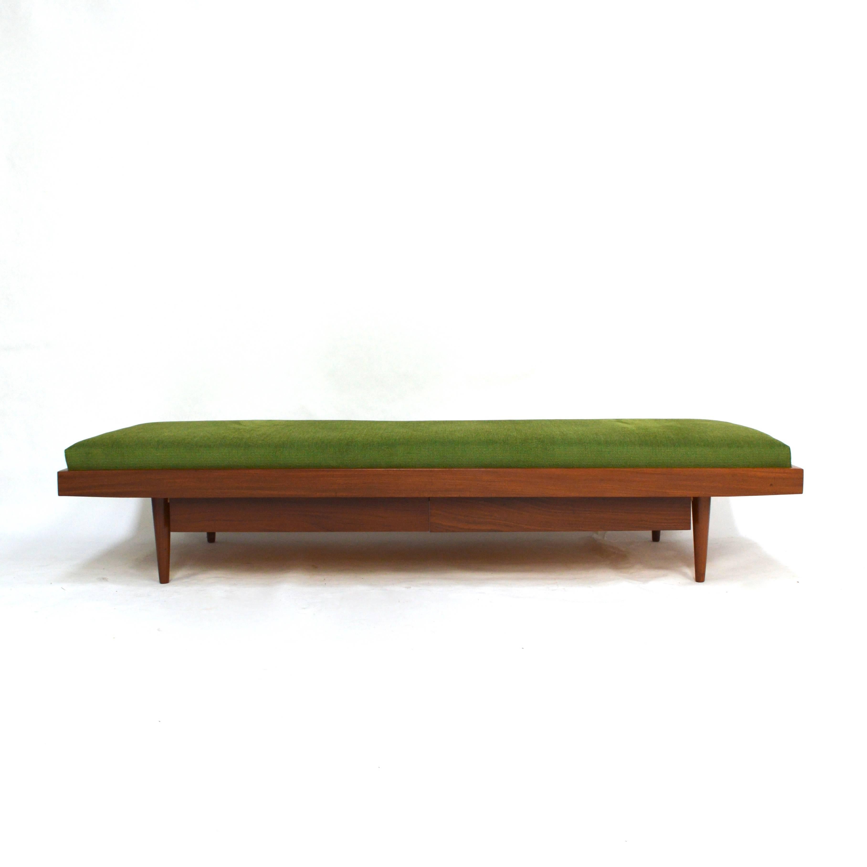 Gorgeous daybed with new upholstery and new foam interior. 

Designer: Unknown

Manufacturer: Unknown

Country: Netherlands

Model: Daybed with 2 drawers

Design period: 1950s

Date of manufacturing: 1950-1970s

Size WDH in cm: 195 x