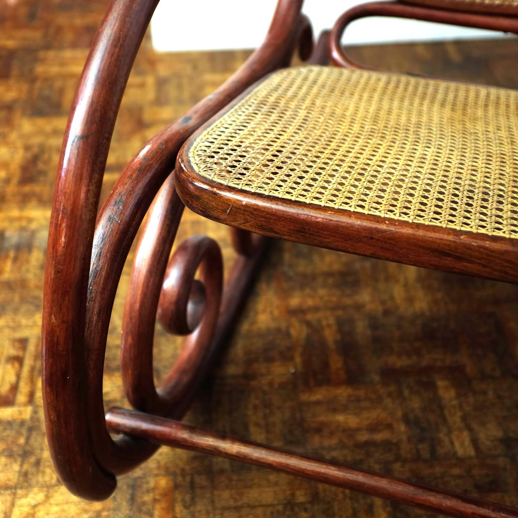 Austrian Thonet No.10 Rocking Chair in Bentwood and Cane
