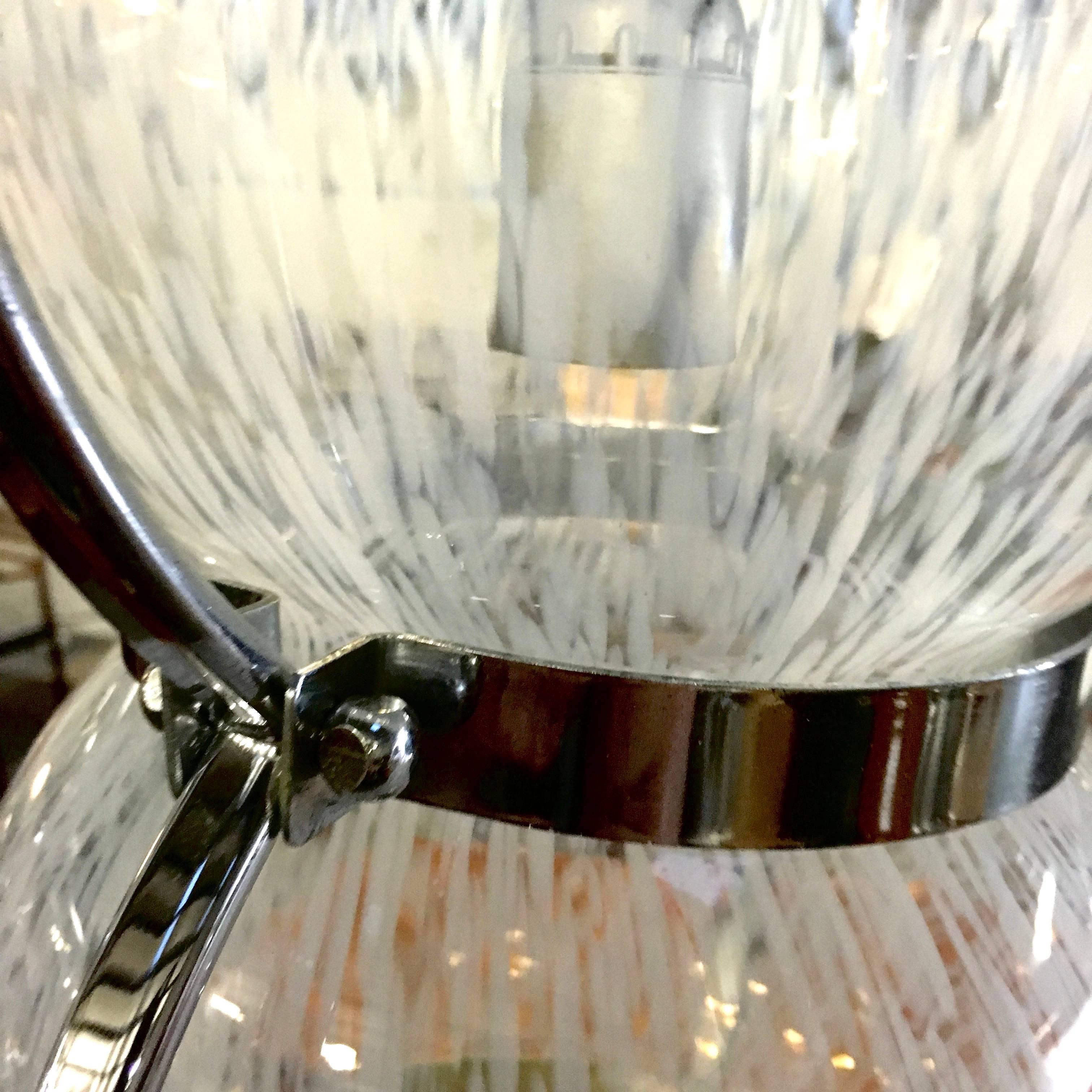 Metà XX secolo Coppia di lampade a sospensione in vetro di Murano della metà del secolo scorso, anni '50-'60 in vendita