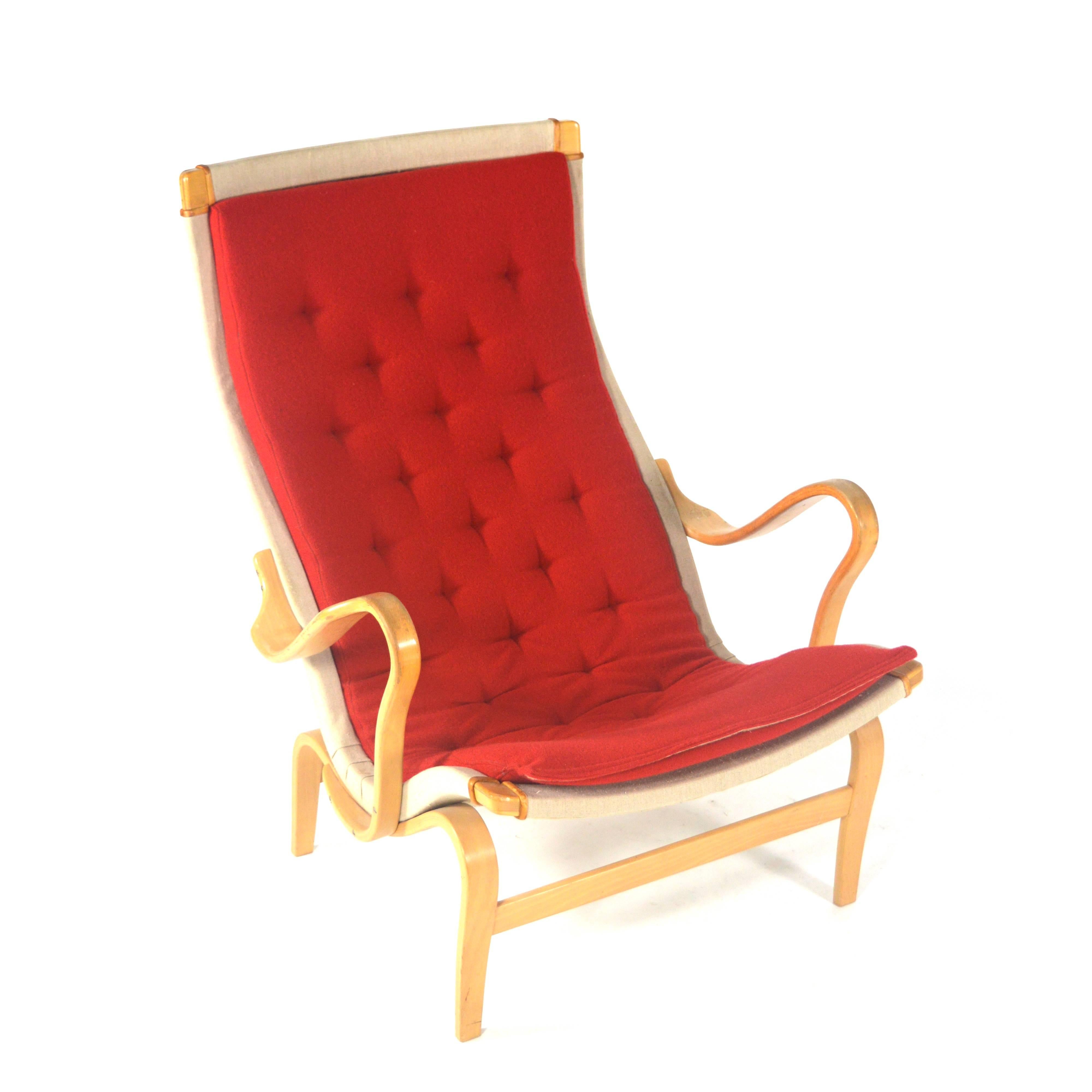 Bruno Mathsson 'Pernilla' Lounge Chair for DUX, Denmark, 1960s-1970s In Good Condition In Pijnacker, Zuid-Holland