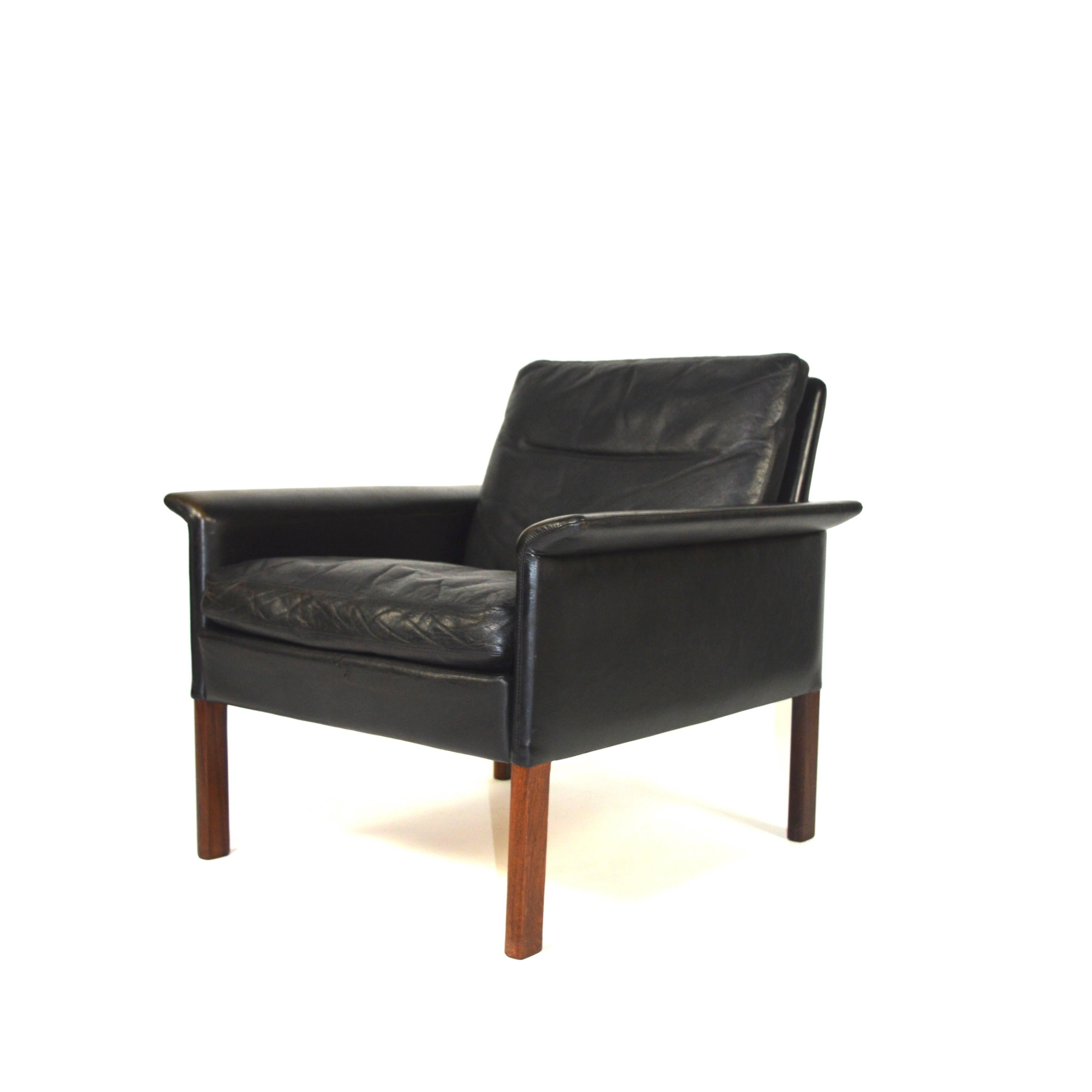 Scandinavian Modern Hans Olsen Model 500 Lounge Chair in Black Leather and Rosewood, Denmark, 1960s