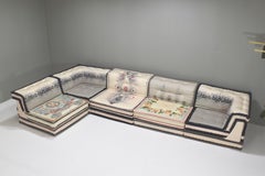 Divano Mah Jong in edizione esclusiva Jean Paul Gaultier di Roche Bobois - Francia