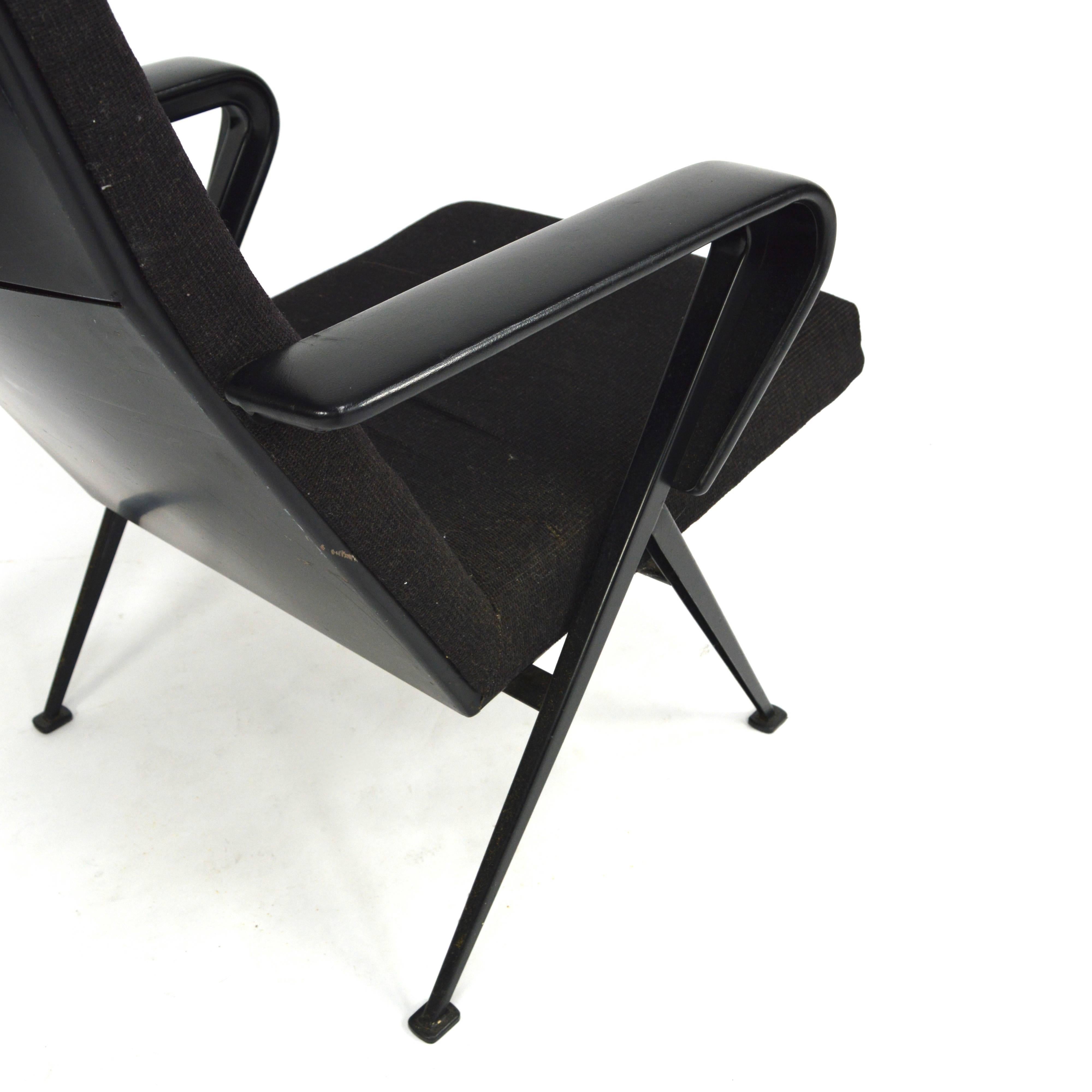 Dutch Friso Kramer Repose Lounge Chair for Ahrend De Cirkel, 1966