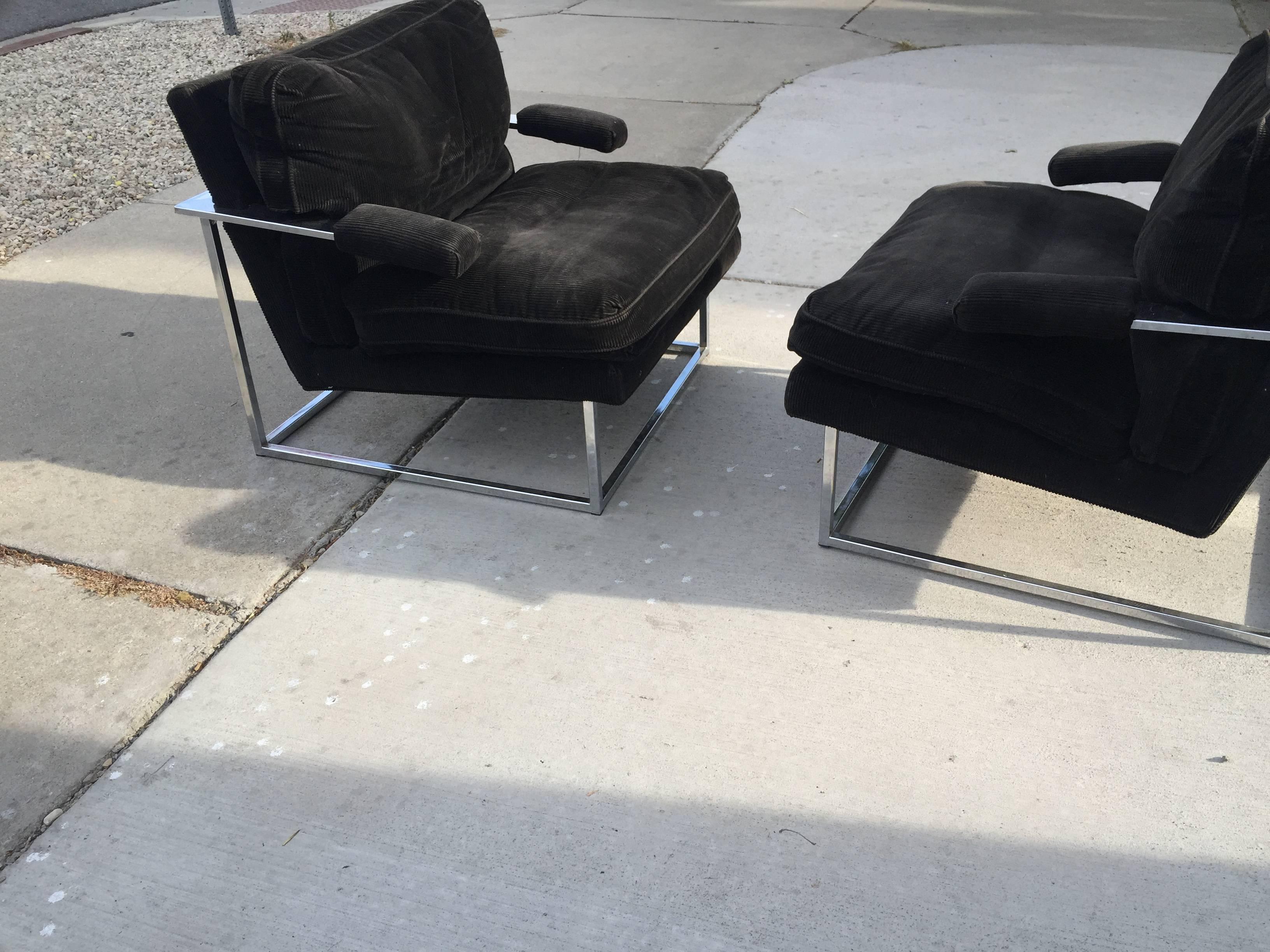 Beautiful pair of chrome and upholstered lounge chairs attributed to Milo Baughman for Thayer Coggin 
no tags 
the chrome is in great vintage condition with minor wear from age 
the upholstery is good but could use and updated fabric.
 