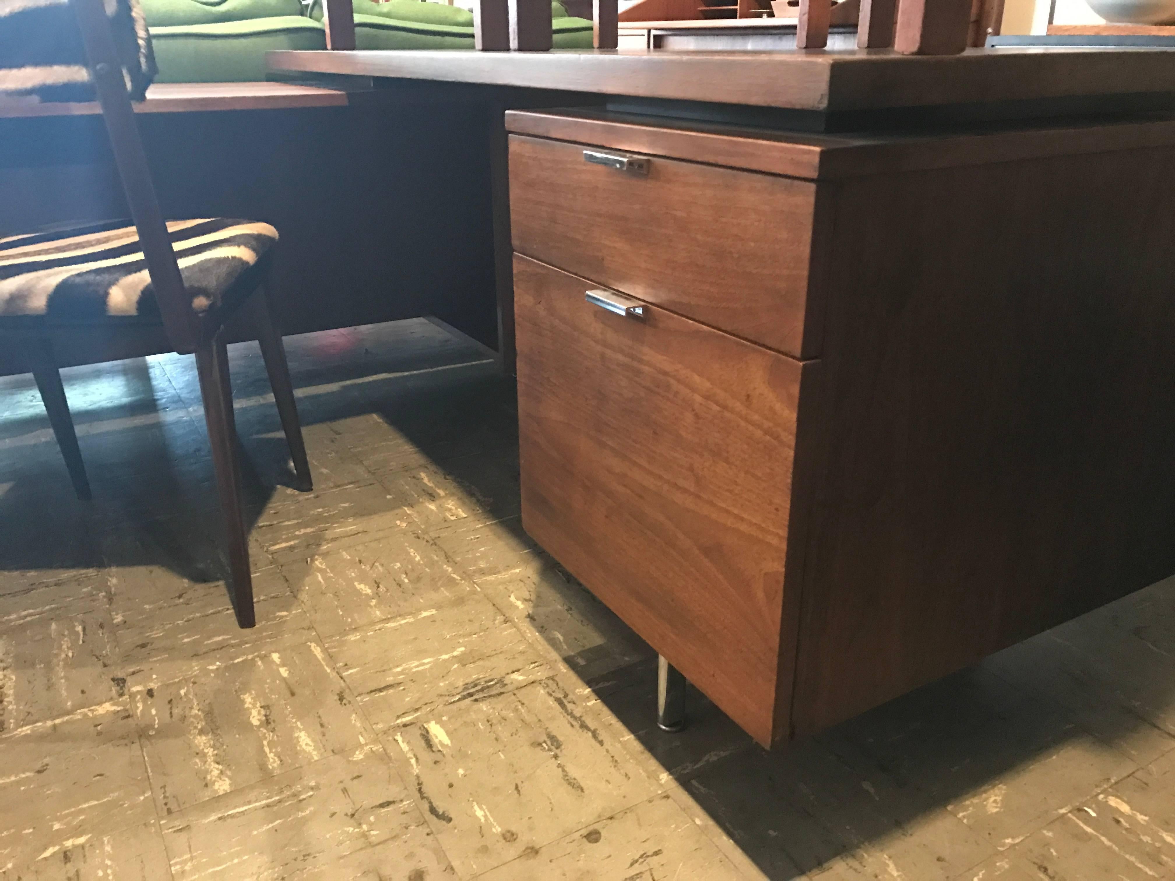 Large desk by George Nelson
great condition
with minor wear from age and use.
            