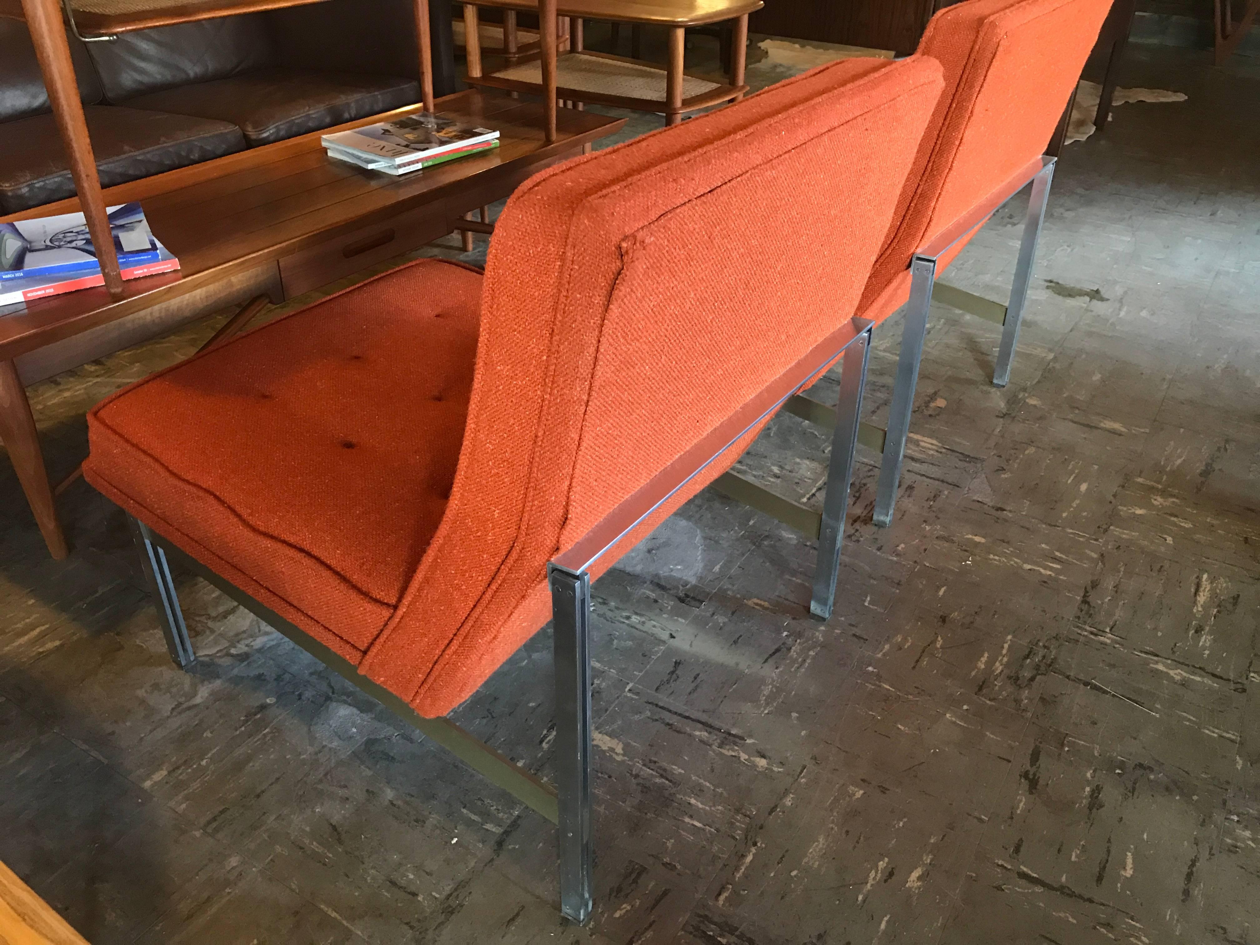 Pair of Vintage Florence Knoll Parallel Bar Lounge Chairs In Excellent Condition In Salt Lake City, UT