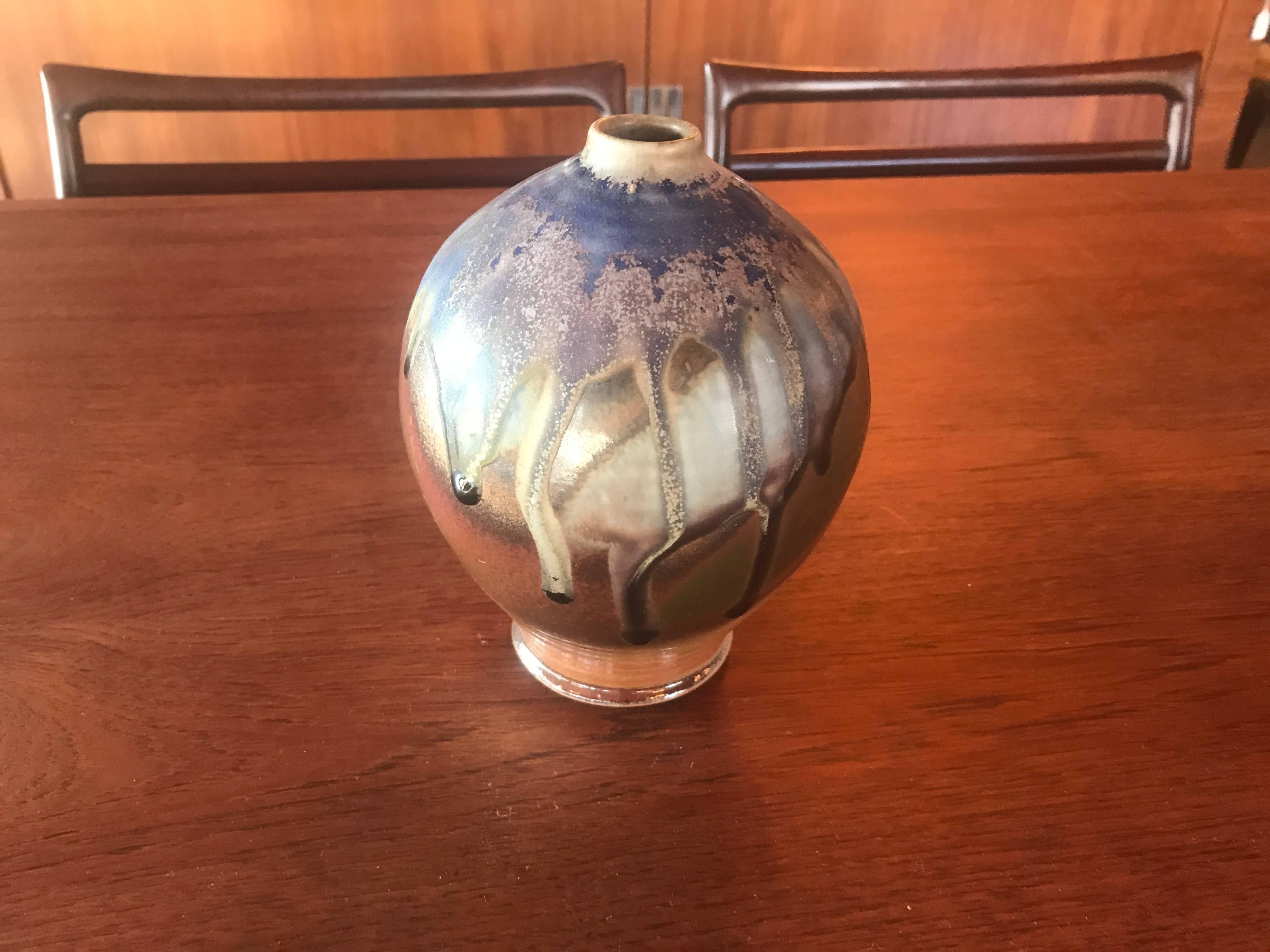 Vintage Midcentury Studio Ceramic Weed Pot Pottery Vase Art Abstract Sculpture In Excellent Condition For Sale In Salt Lake City, UT
